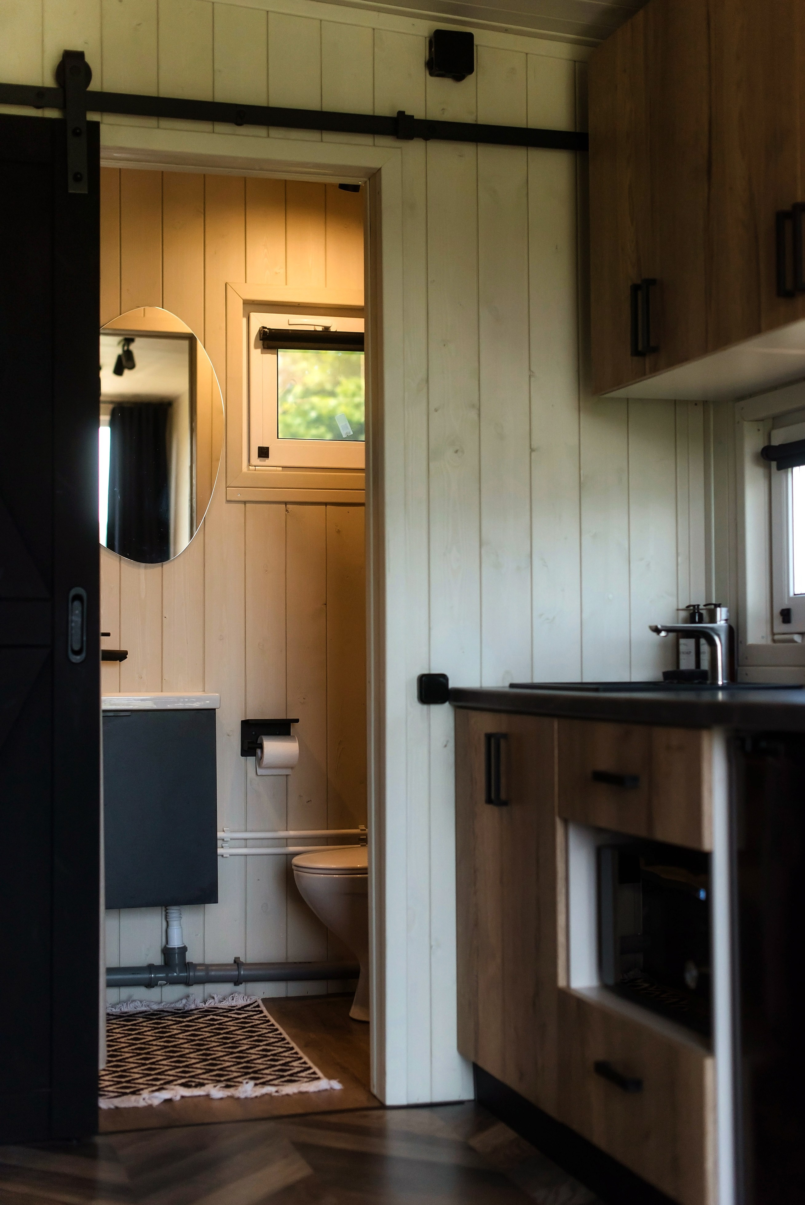 Наш домик. Глэмпинг. Аренда дома для отдыха в Брянске. Банный чан, зона BBQ. Дом на озере в Брянске. Отдых Брянск