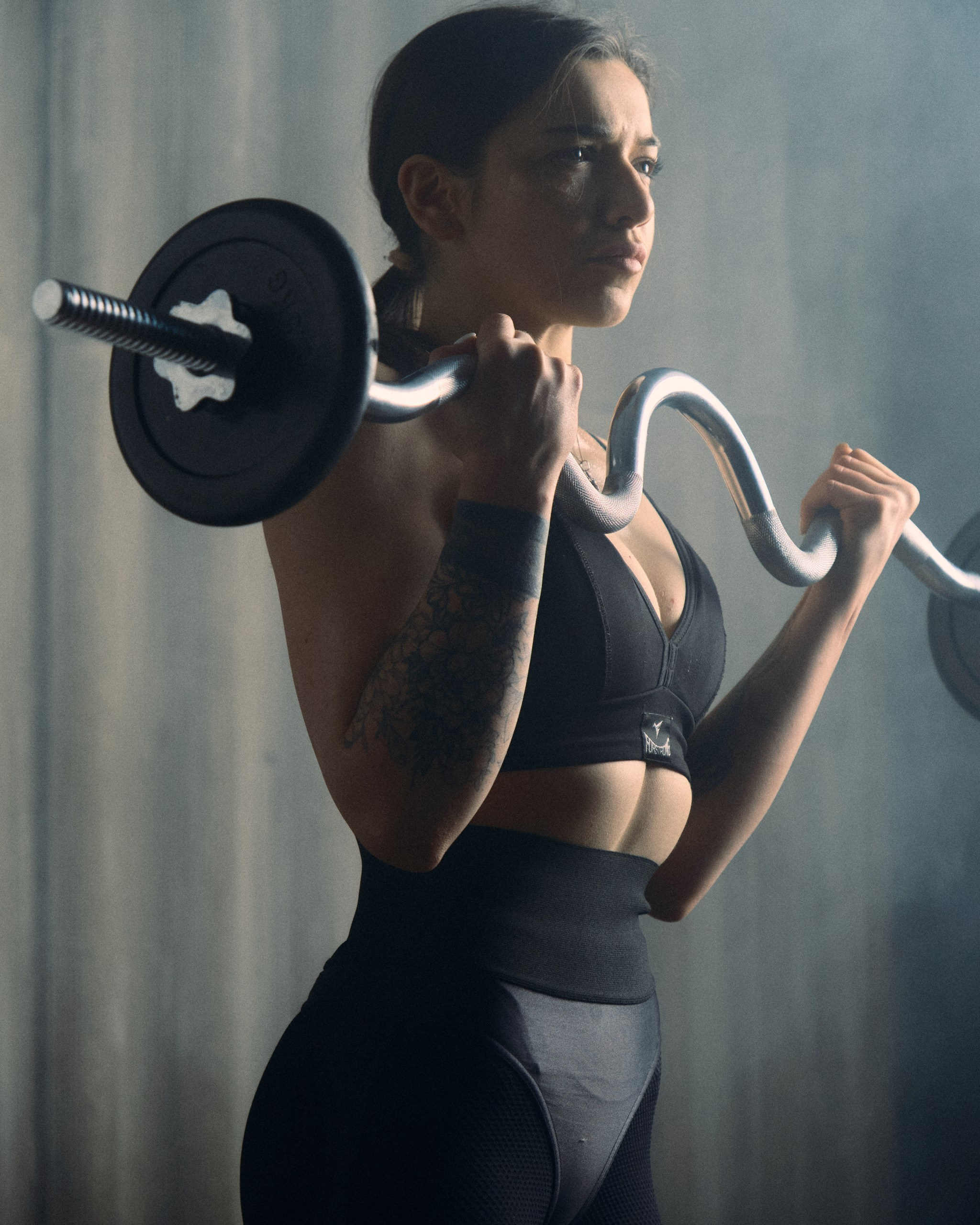 Фотосъемка для фитнес тренера ddx Fitness. Профессиональный фотограф в Москве — Максим Дьяконов