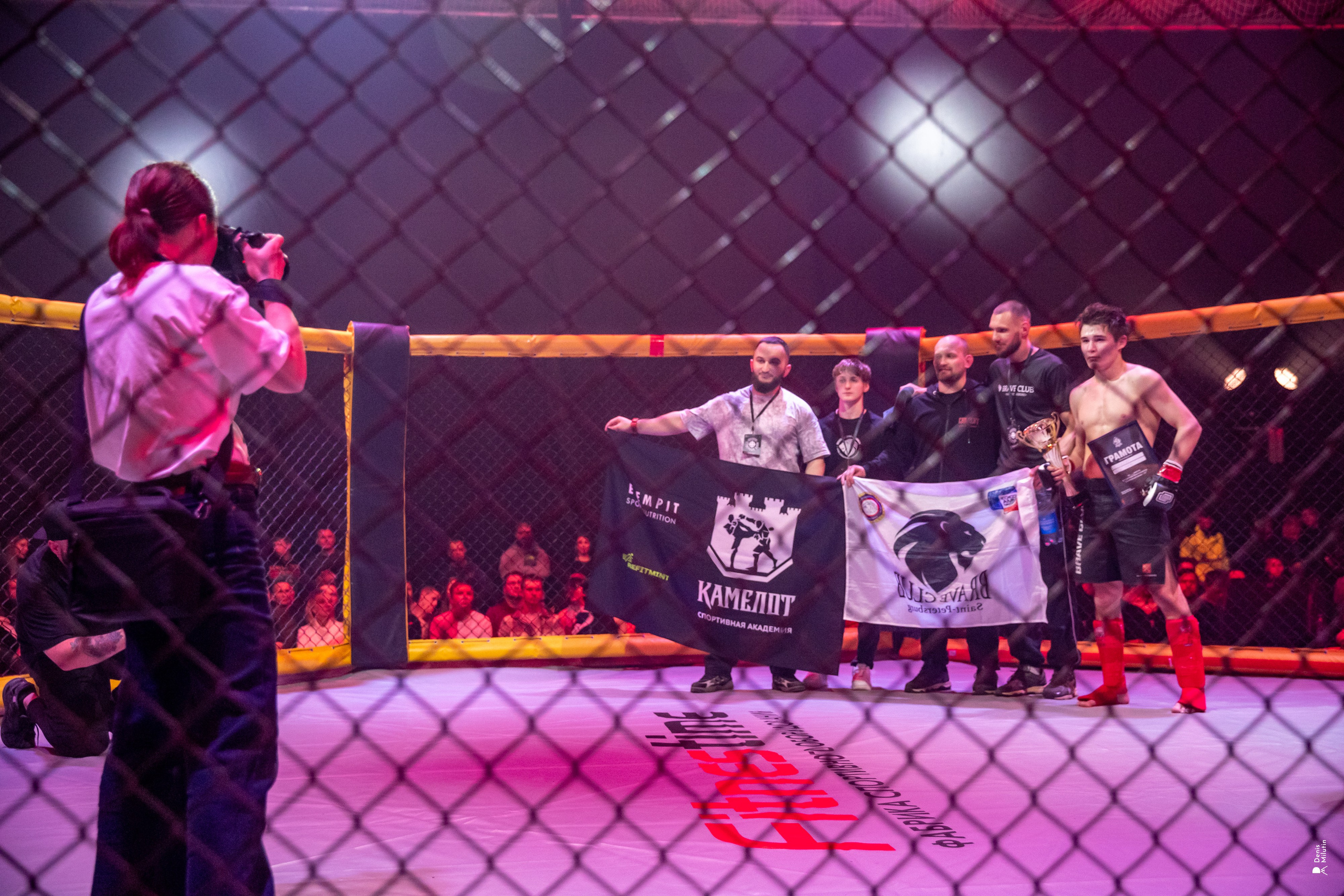 Бои в клетке «Северный Воин». Портретный фотограф Денис Милютин