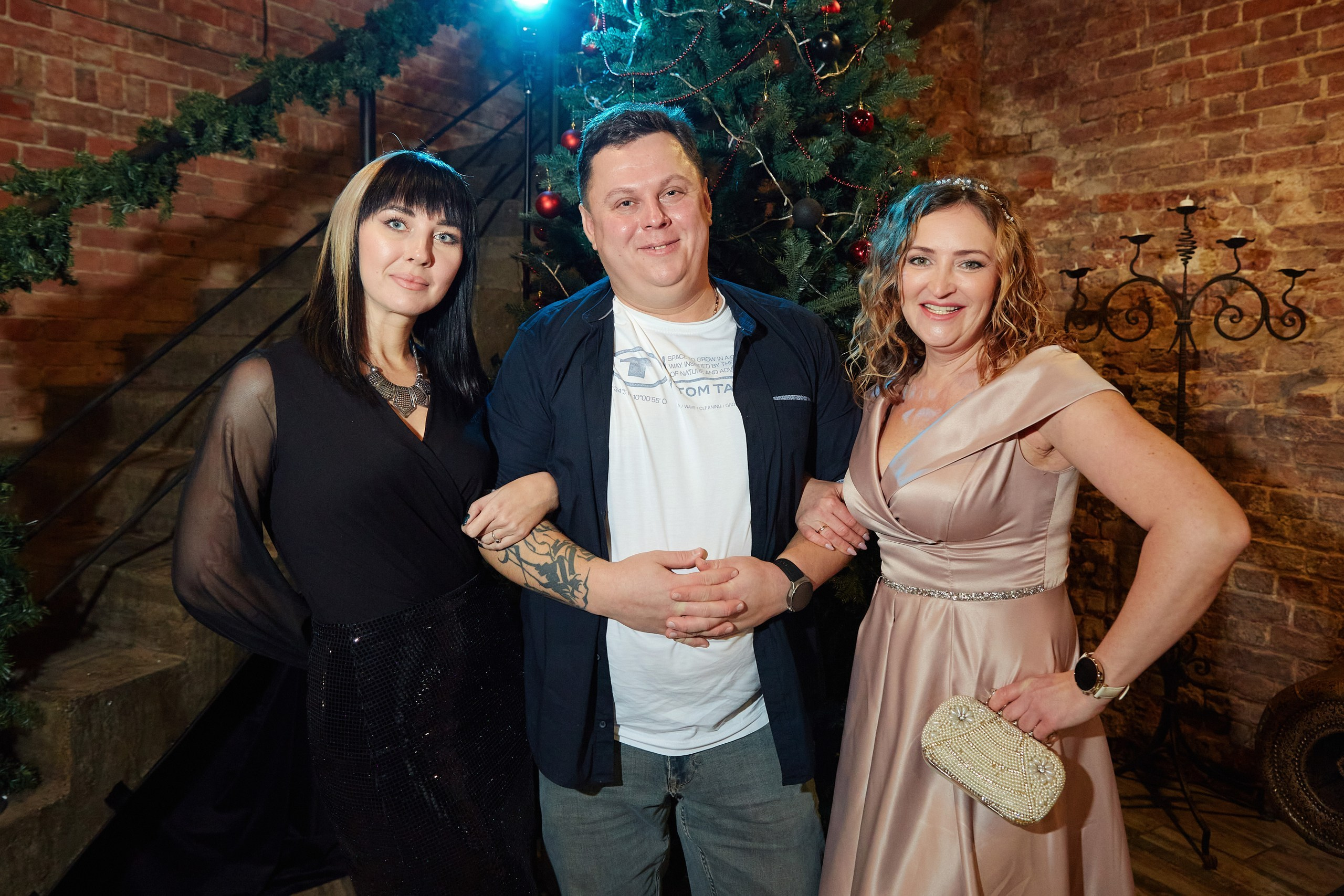 Компания Clarity / Пространство HIDE. Антон Артюшин, портретный фотограф. Москва