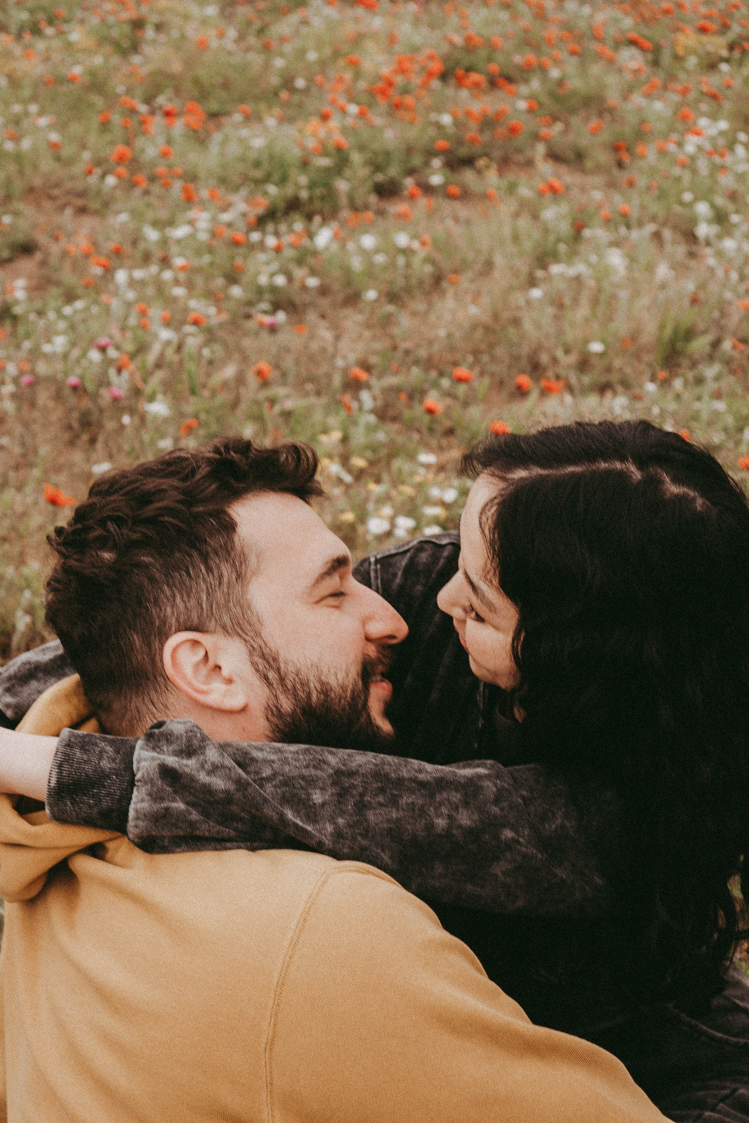 Любовь в маковом поле. Профессиональный фотограф, Санкт-Петербург — Виктория Богомолова