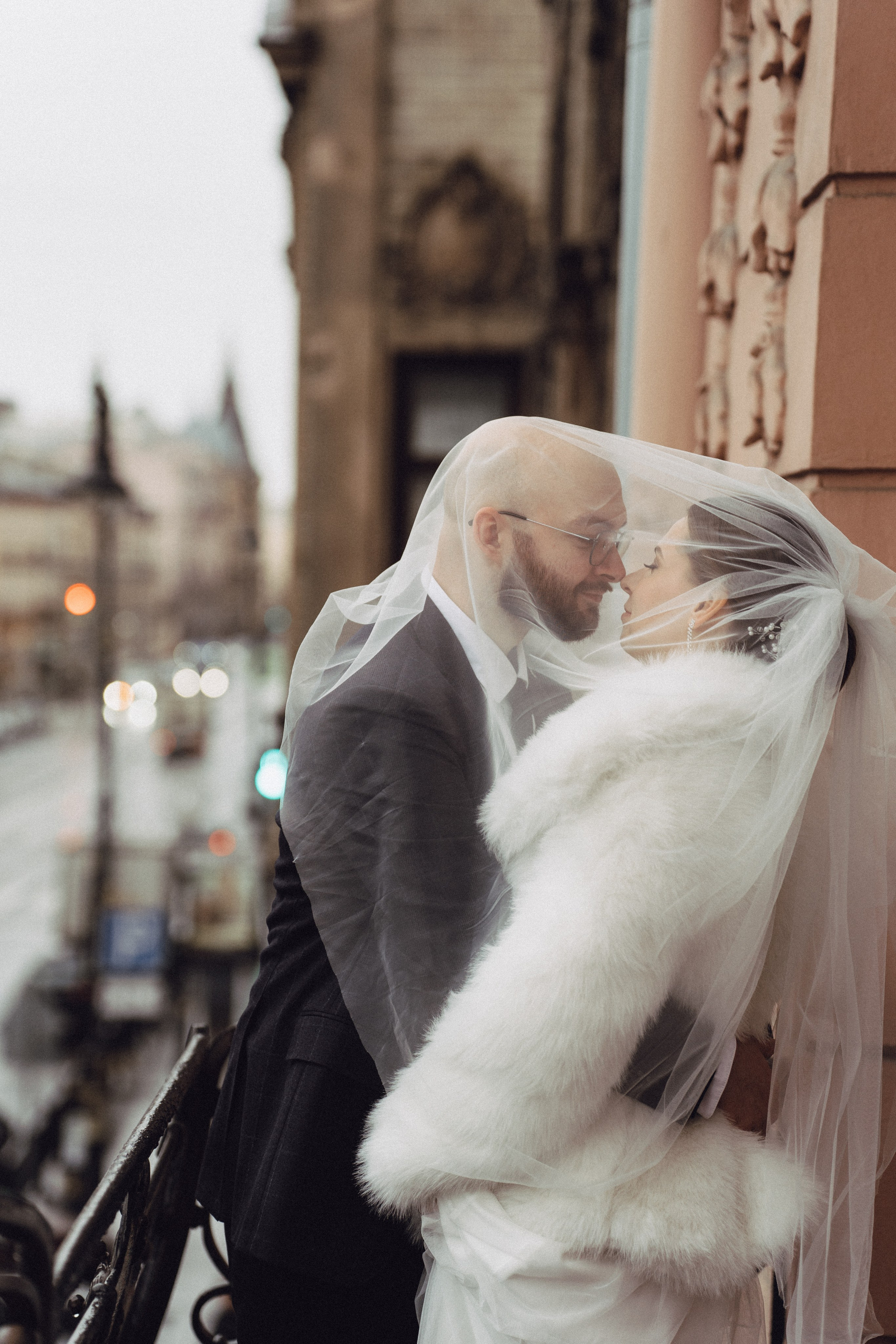 СВАДЕБНАЯ СЬЕМКА ВО ВТОРОМ ДВОРЦЕ (ДЕКАБРЬ) ТАКЖЕ СЬЕМКА В СТУДИИ НА ЧЕРНЫШЕВСКОЙ. Профессиональный фотограф, Санкт-Петербург — Виктория Богомолова
