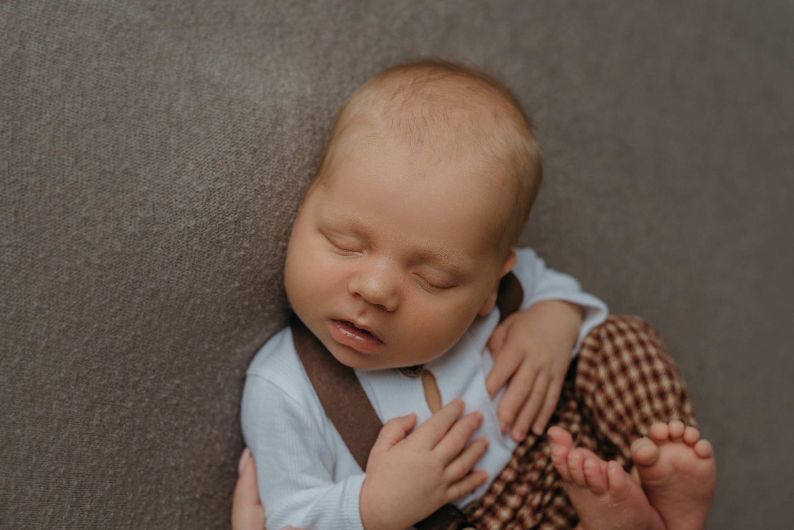 Максим. Фотограф новорожденных Белгород