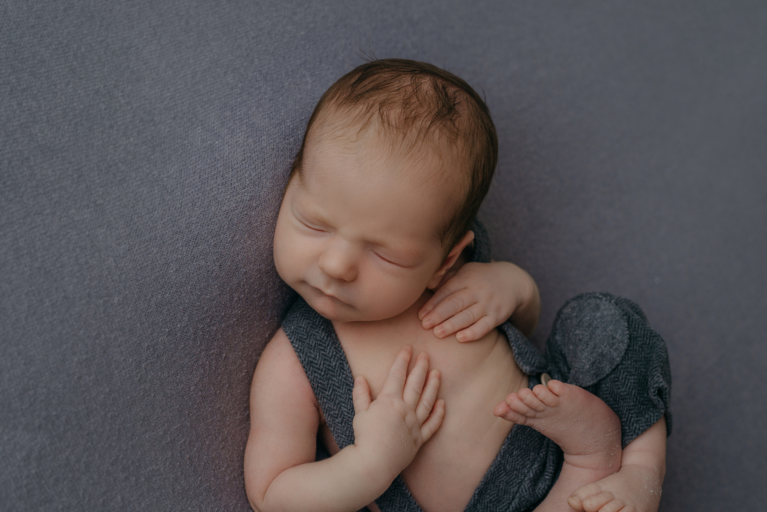 Глеб. Фотограф новорожденных Белгород