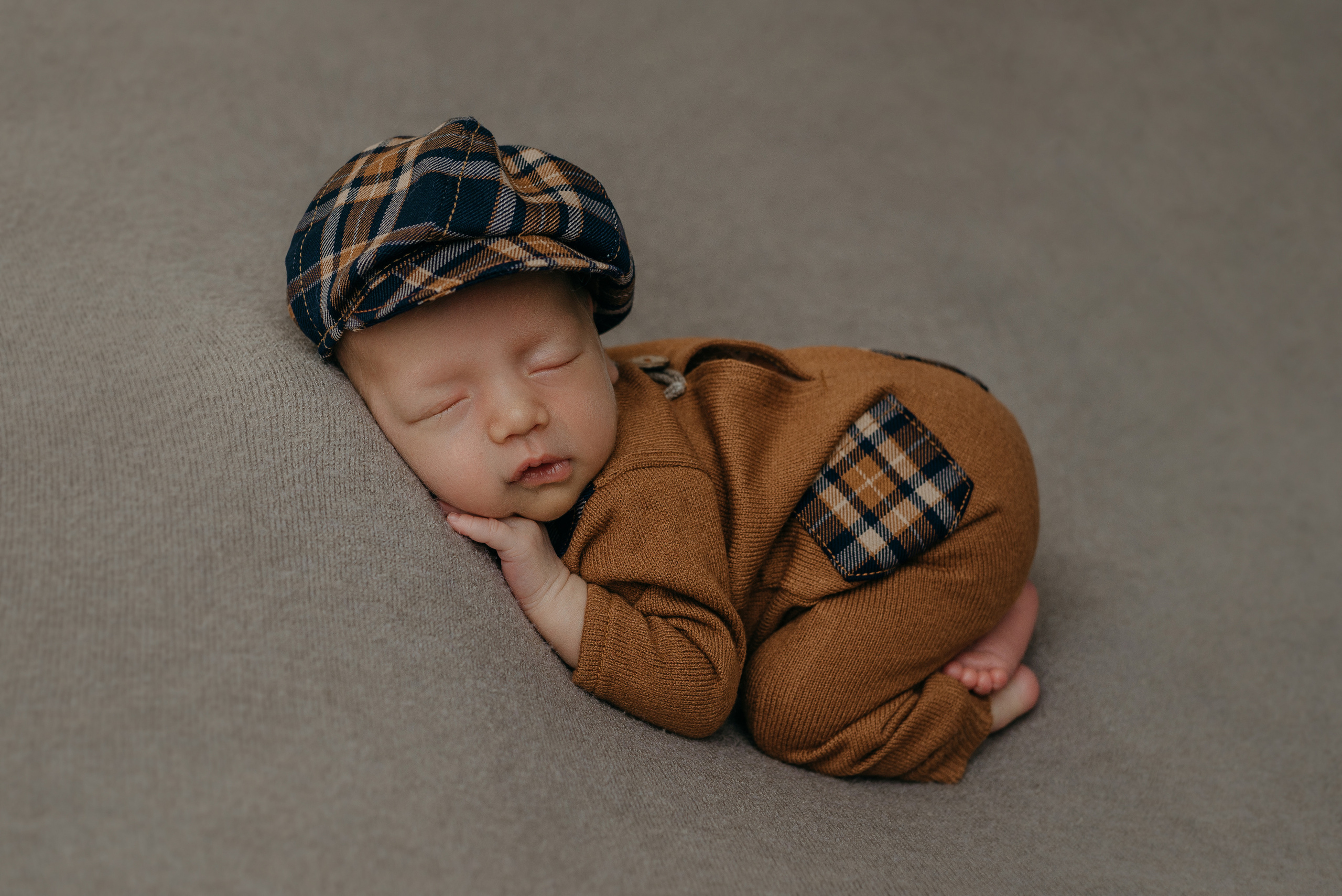 Кирилл. Фотограф новорожденных Белгород