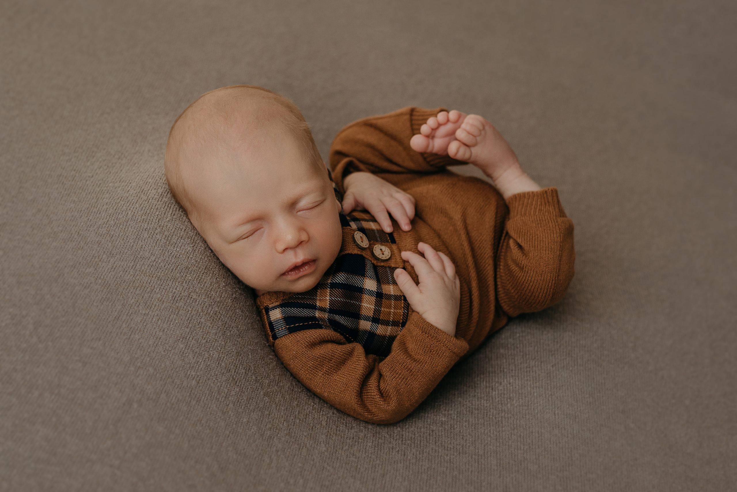 Кирилл. Фотограф новорожденных Белгород