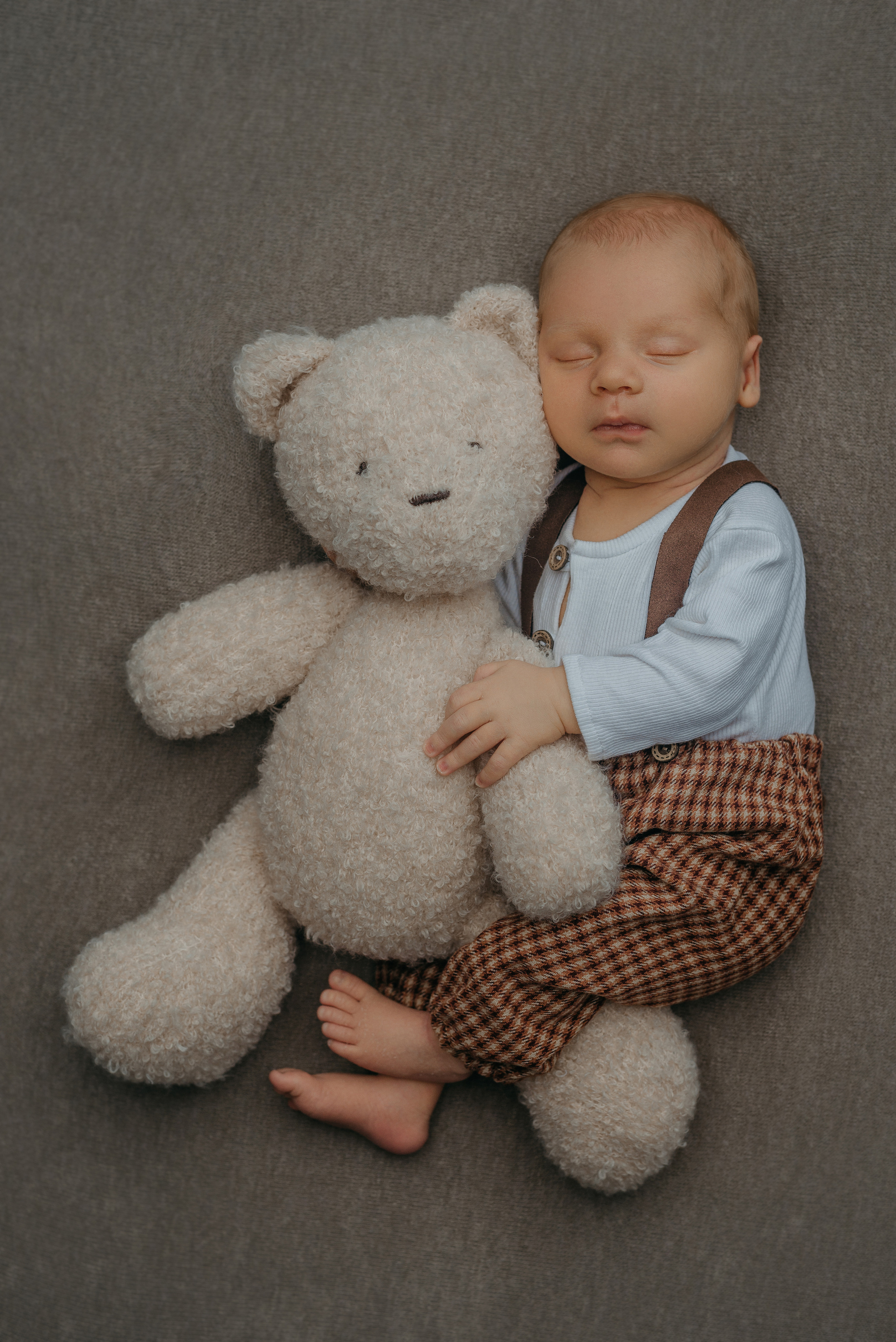 Максим. Фотограф новорожденных Белгород