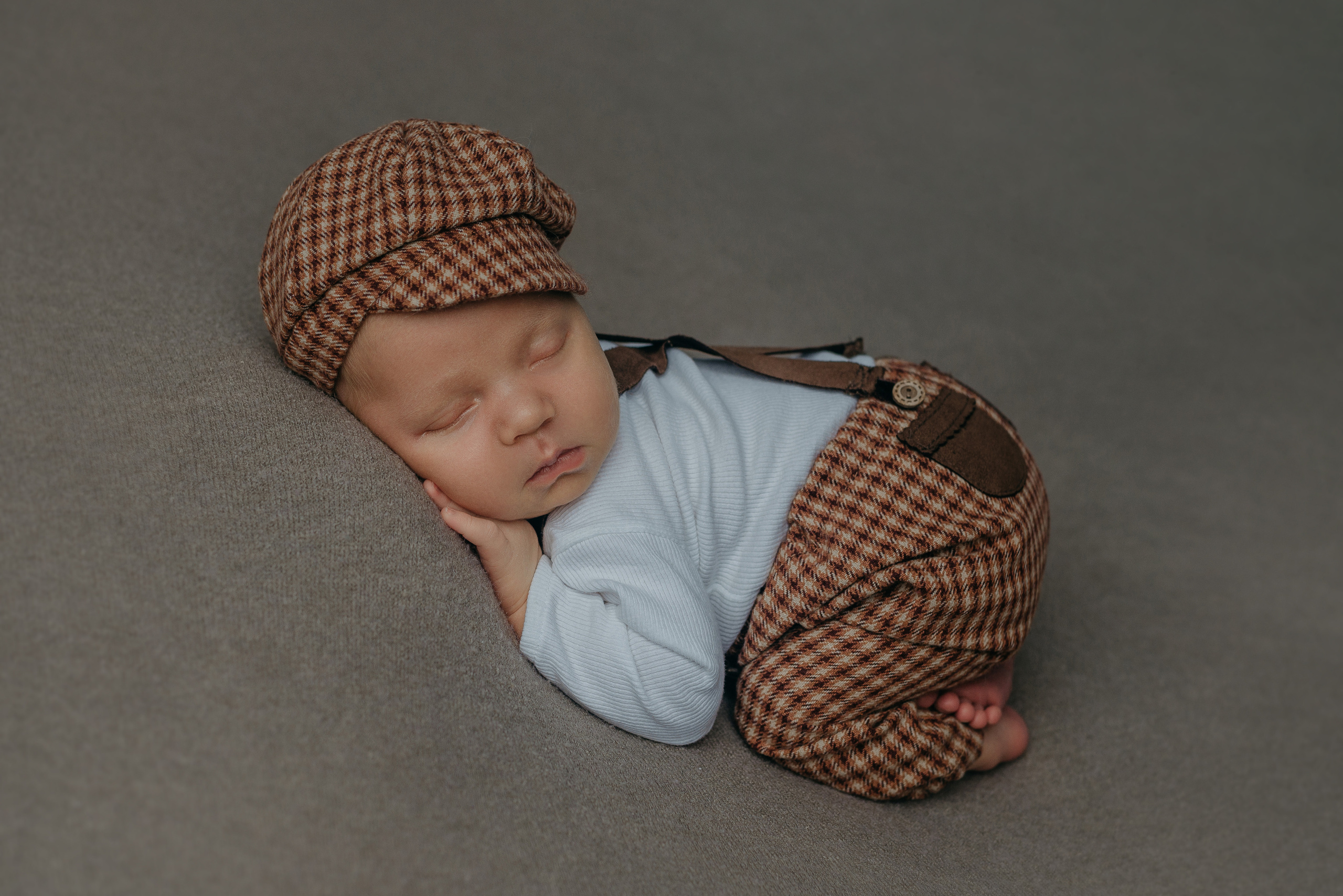 Максим. Фотограф новорожденных Белгород