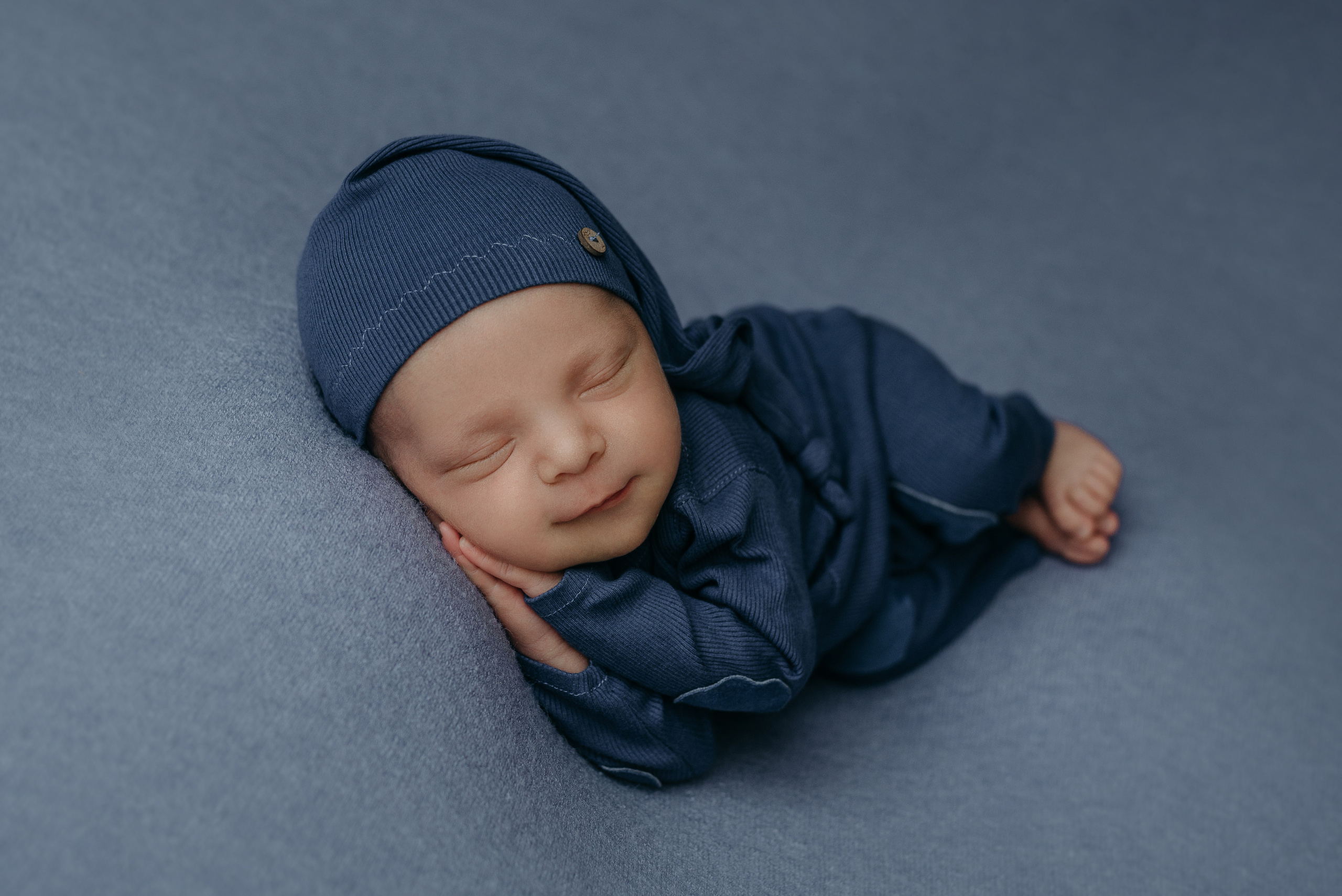 Саша. Фотограф новорожденных Белгород