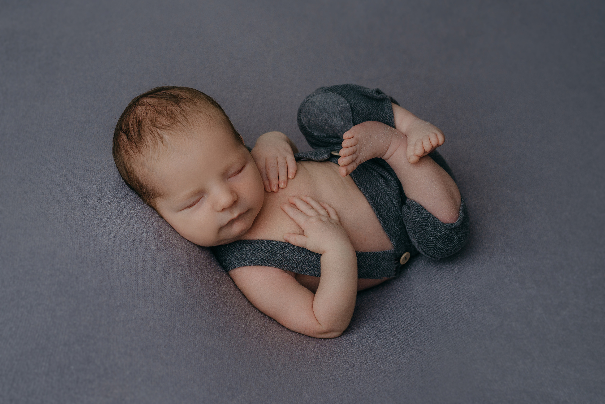 Глеб. Фотограф новорожденных Белгород