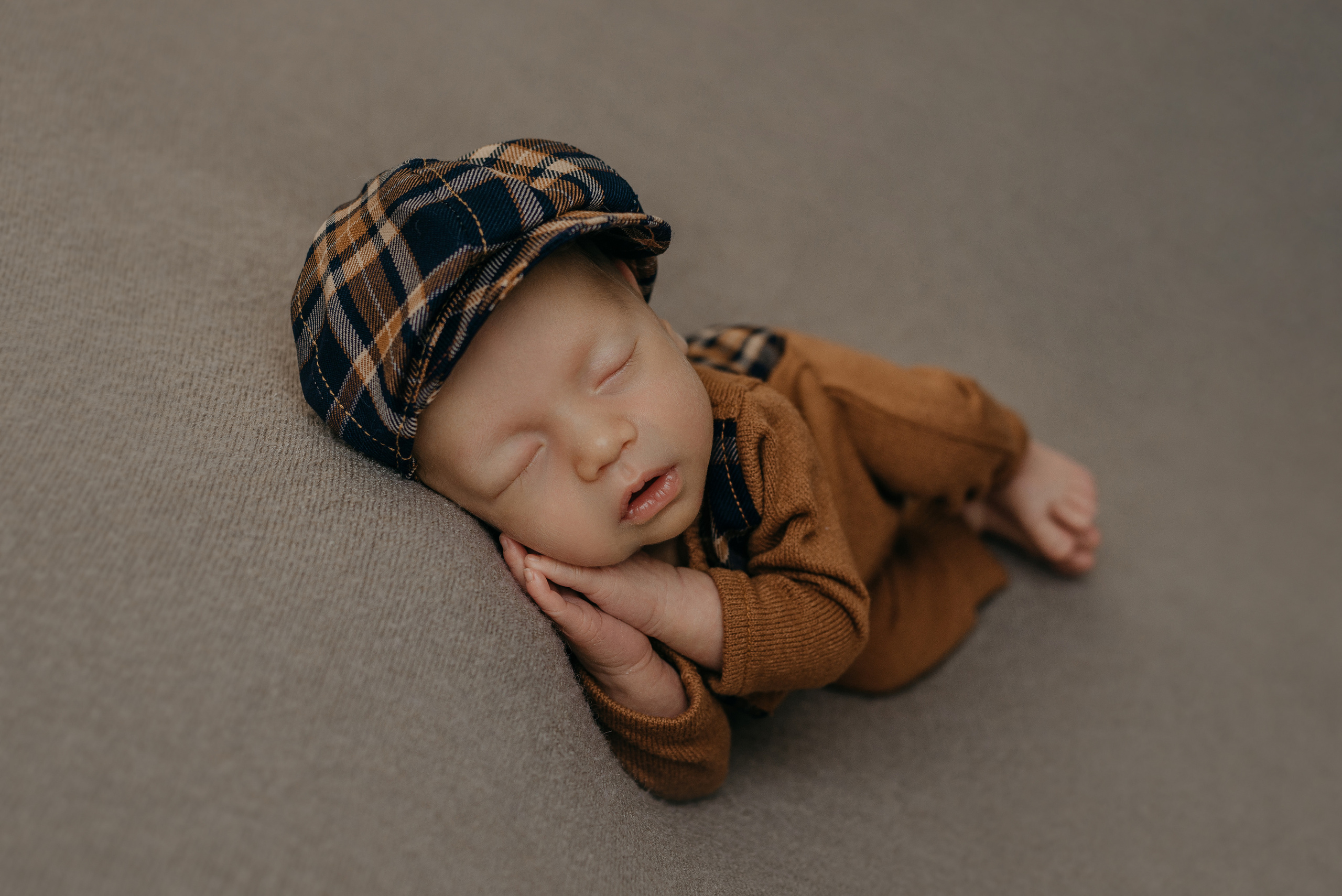 Кирилл. Фотограф новорожденных Белгород