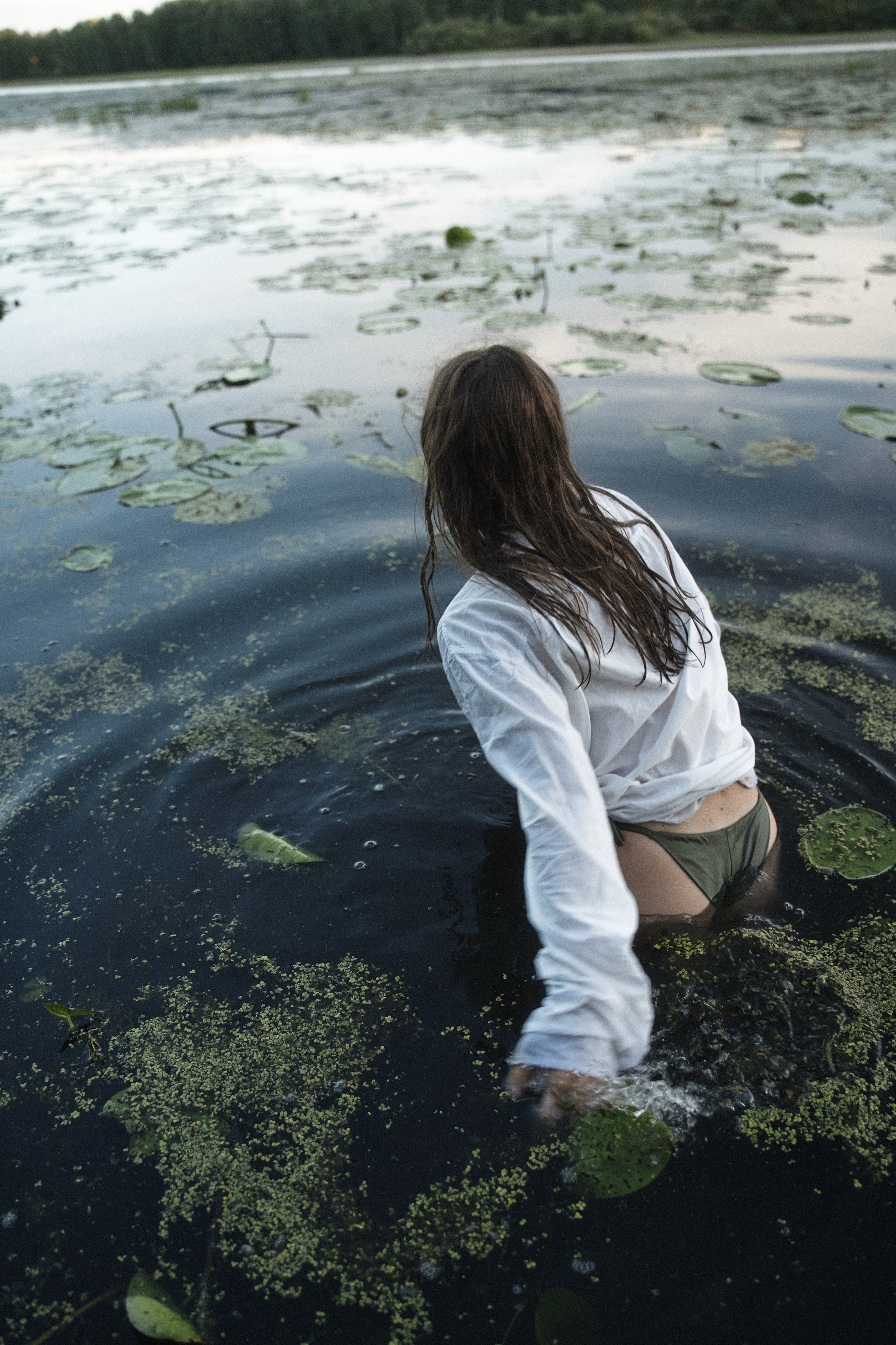 Mariia and water lilies. Главная