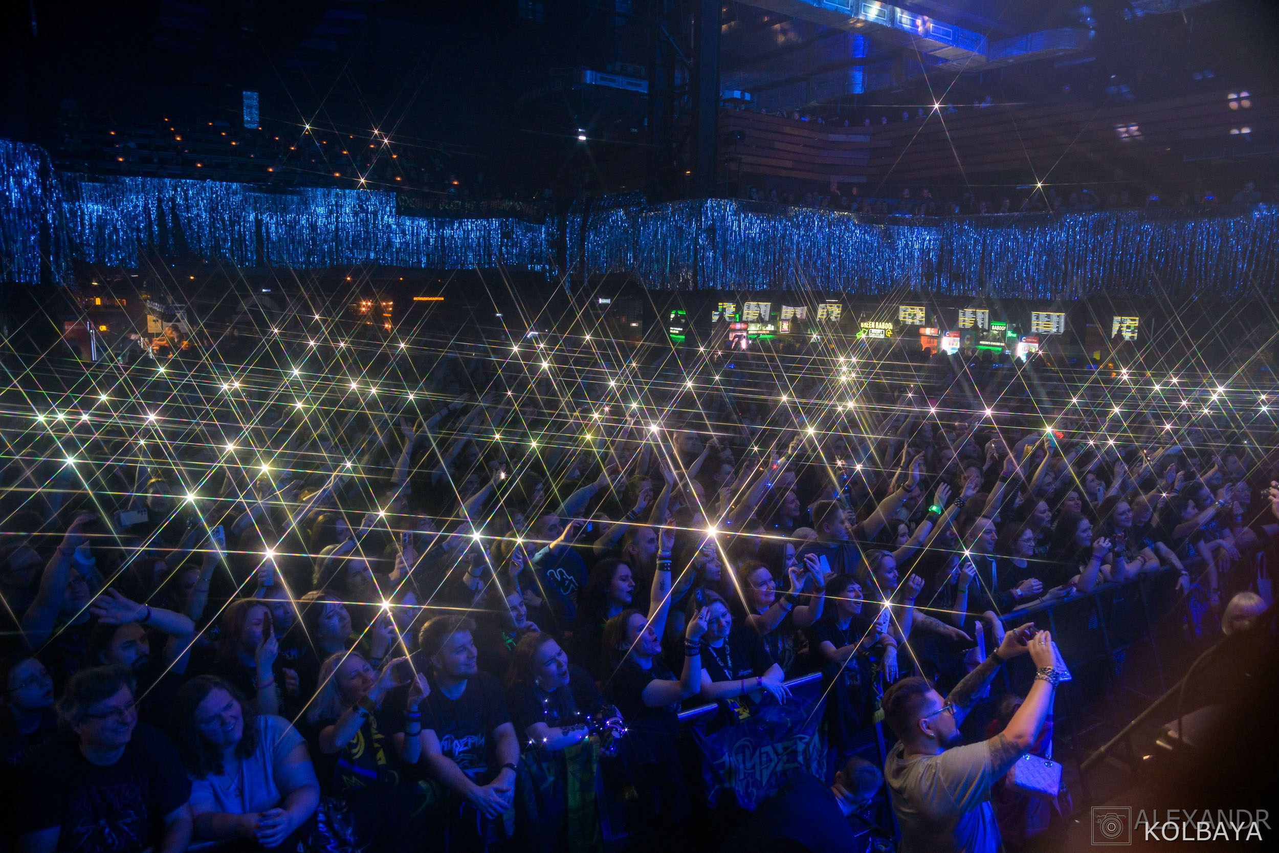 Эпидемии 29 лет — концерт в день рождения. Концертный и театральный репортажный фотограф в Москве Александр Колбая