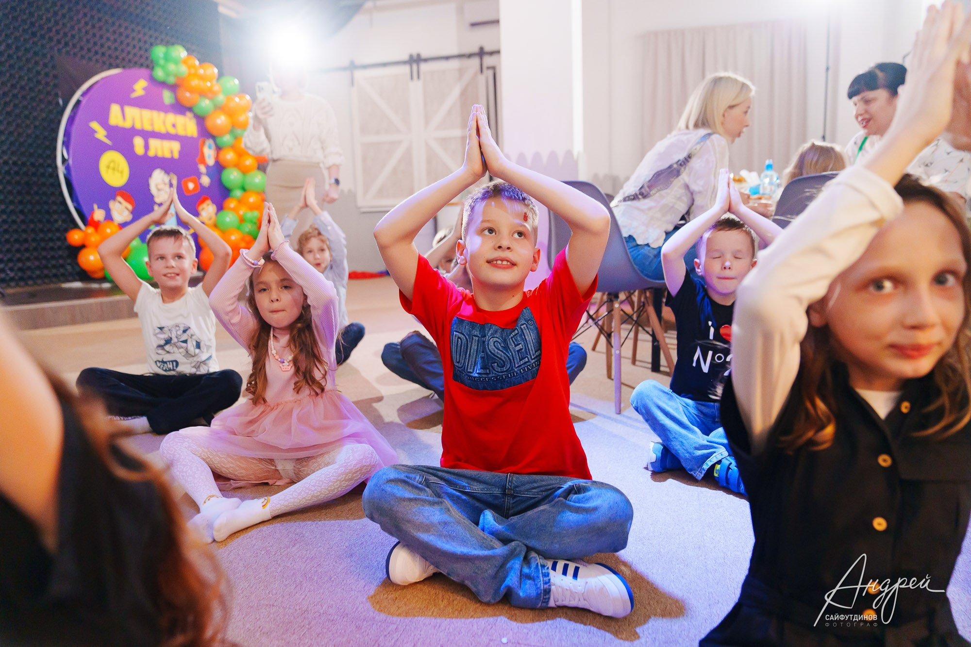 День Рождения Лёши. Лофт «Стрелка». Свадебный и семейный фотограф в Ростове-на-Дону. Андрей Сайфутдинов