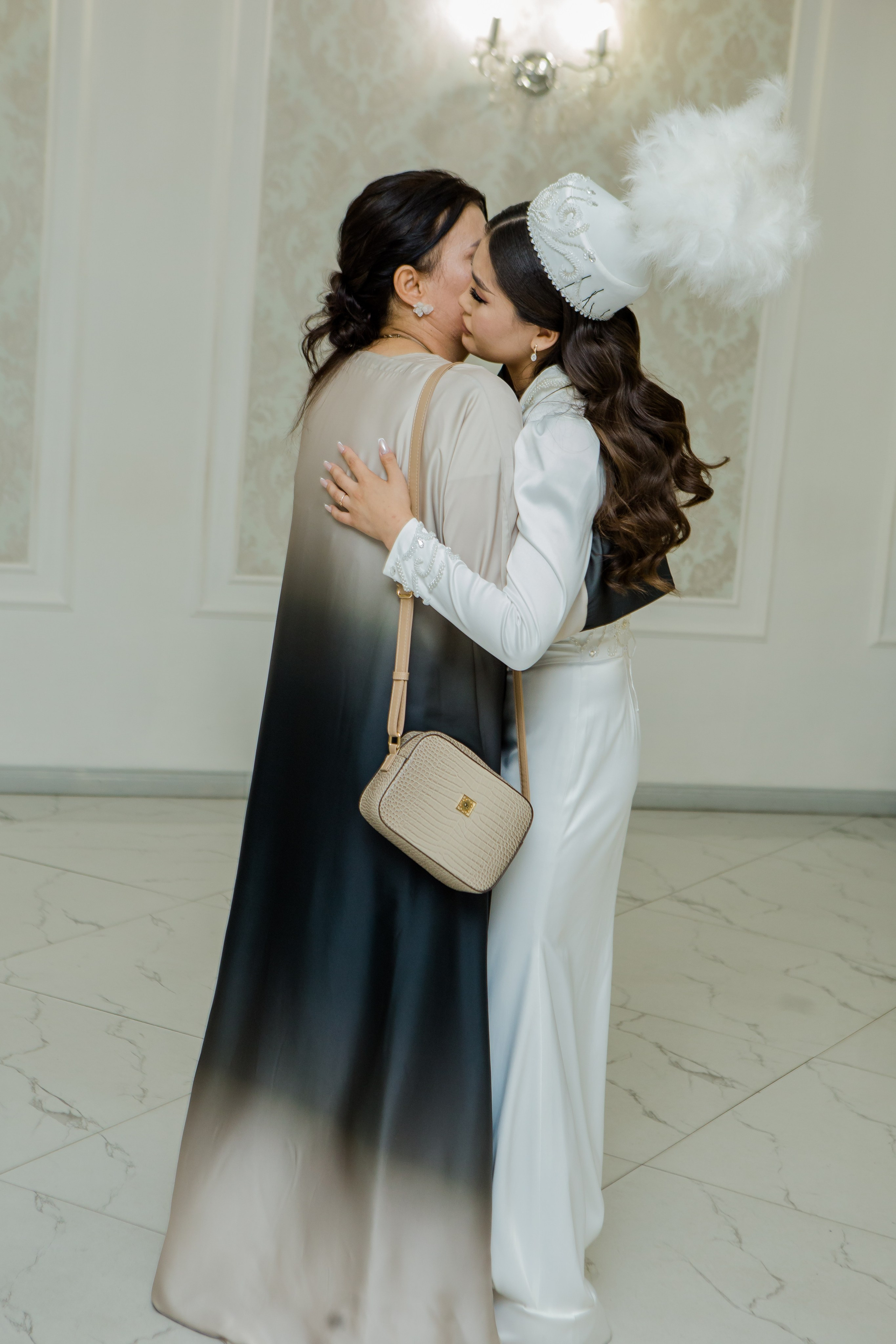 QYZ UZATU ZHADYRA. Свадебный и репортажный фотограф в Астане T.Yertay «Nomad media»