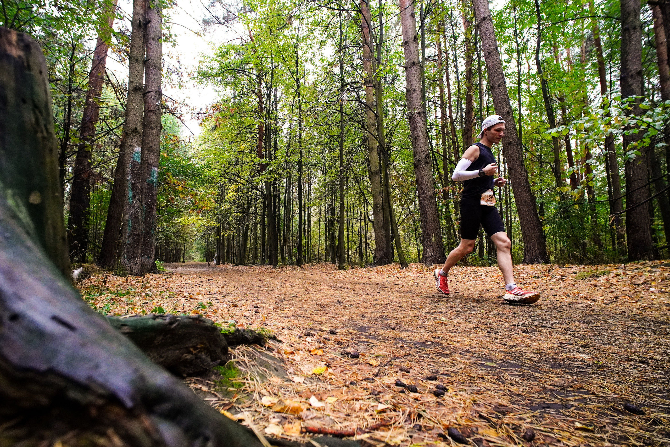 Backyard Ultra Moscow 2024. Роман Капилюшов. Бег. Фото. Видео. г. Люберцы