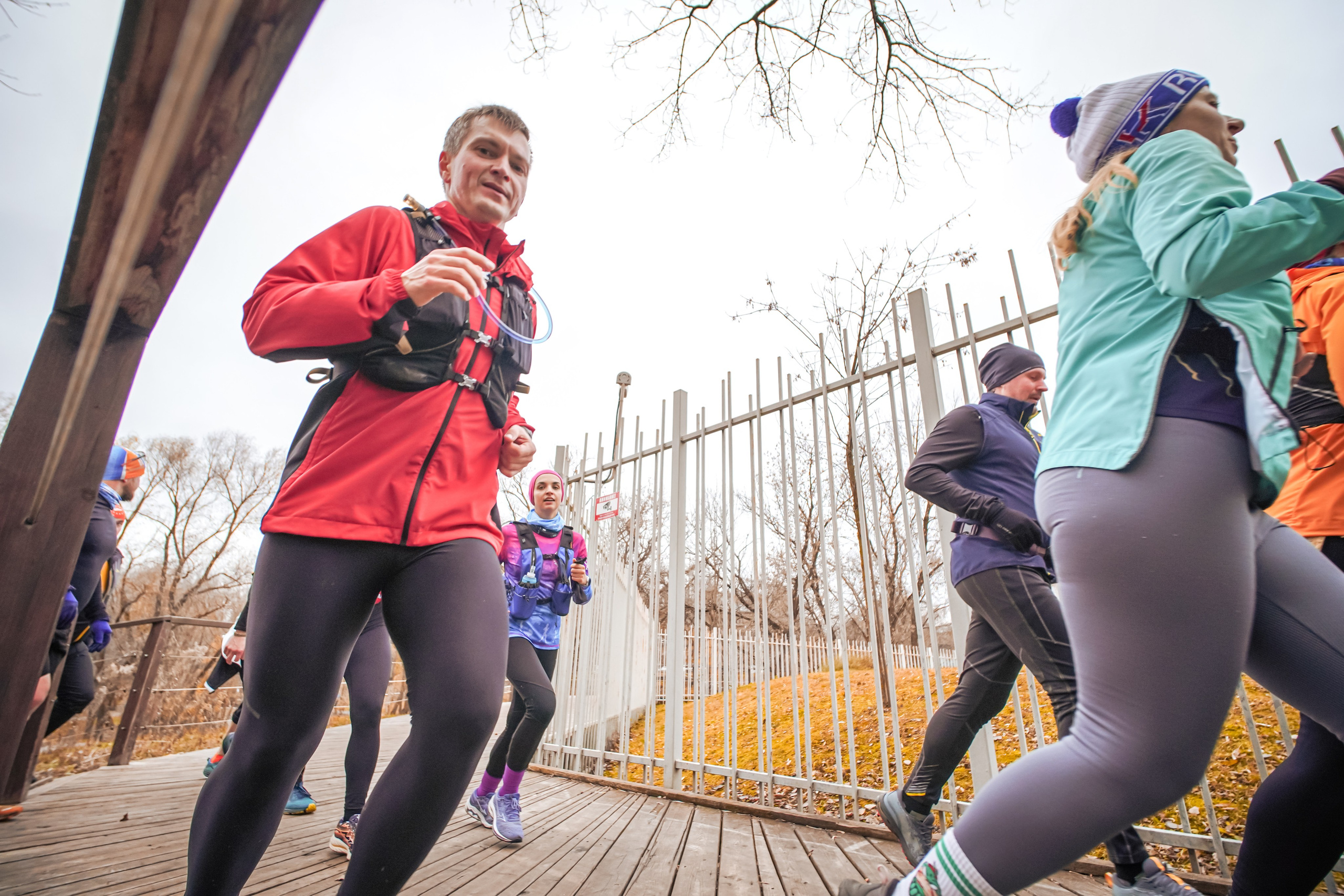 #марафонудома #яuzarun 2024 2-я петля, группа 6:30. Роман Капилюшов. Бег. Фото. Видео. г. Люберцы