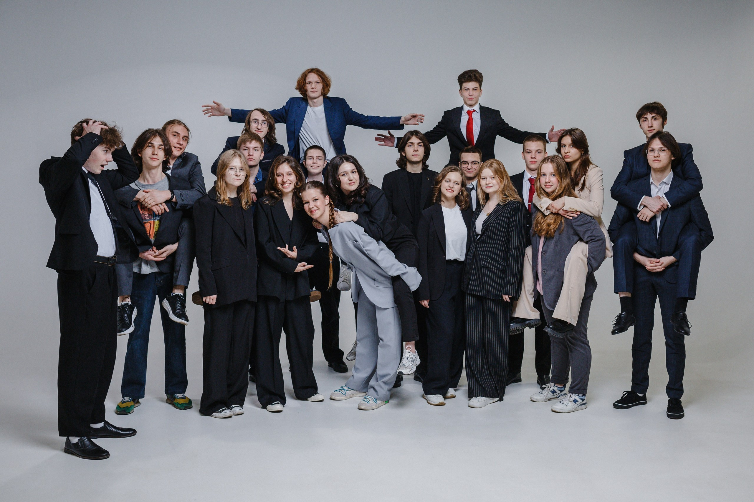 Топовый фотограф свадебный в Москве. Фотограф в России, Семейный фотограф, репортажный фотограф, детский фотограф, портретный фотограф, контент фотограф, универсальный фотограф