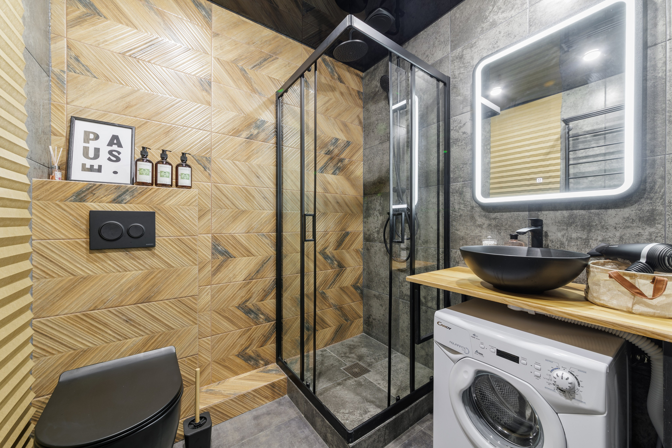 Студия, Полтавская ул