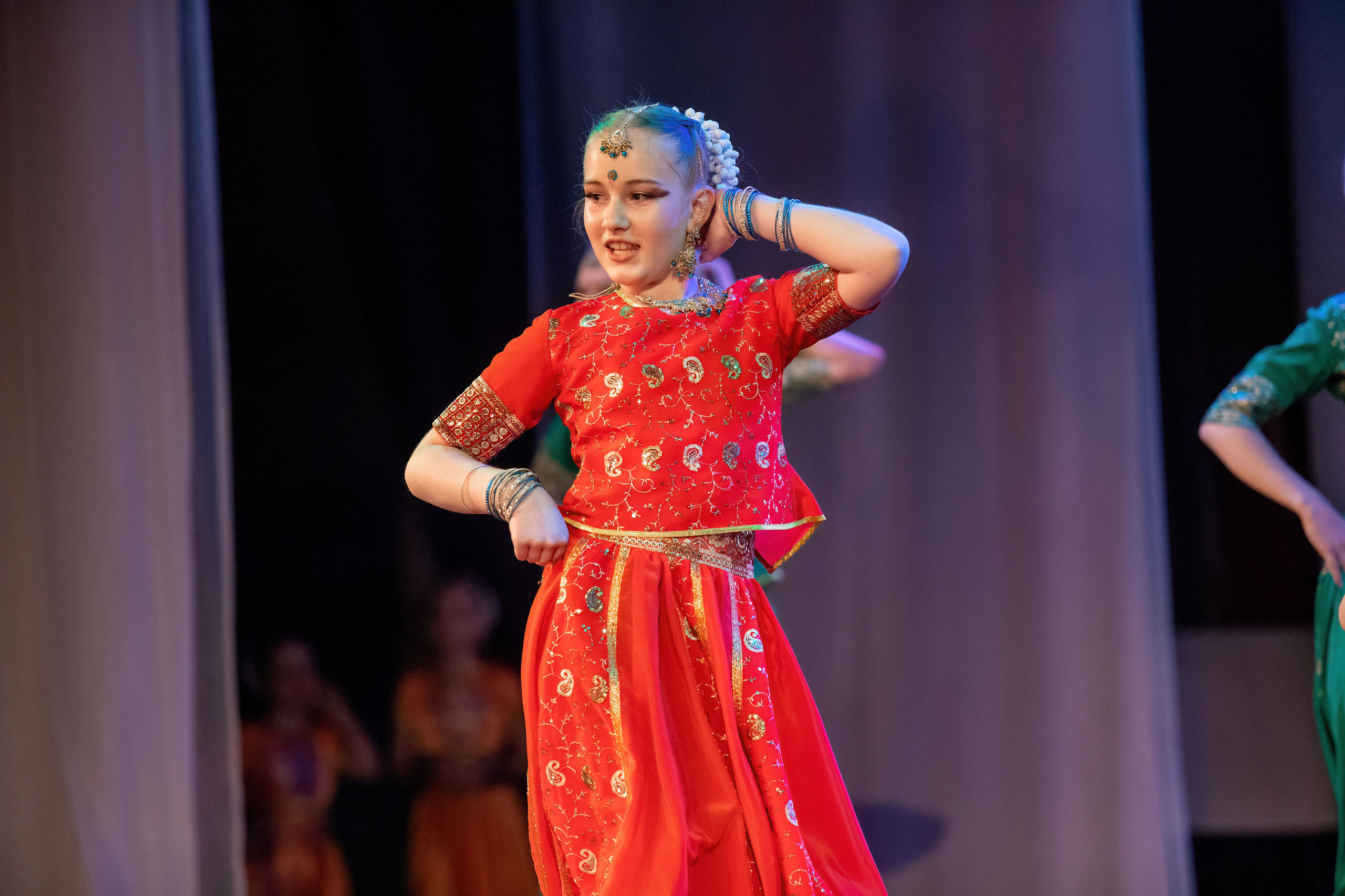 Отчетный концерт студии индийского танца Natel, май 2023. Марк Шишкин — репортажный фотограф в Воронеже и России