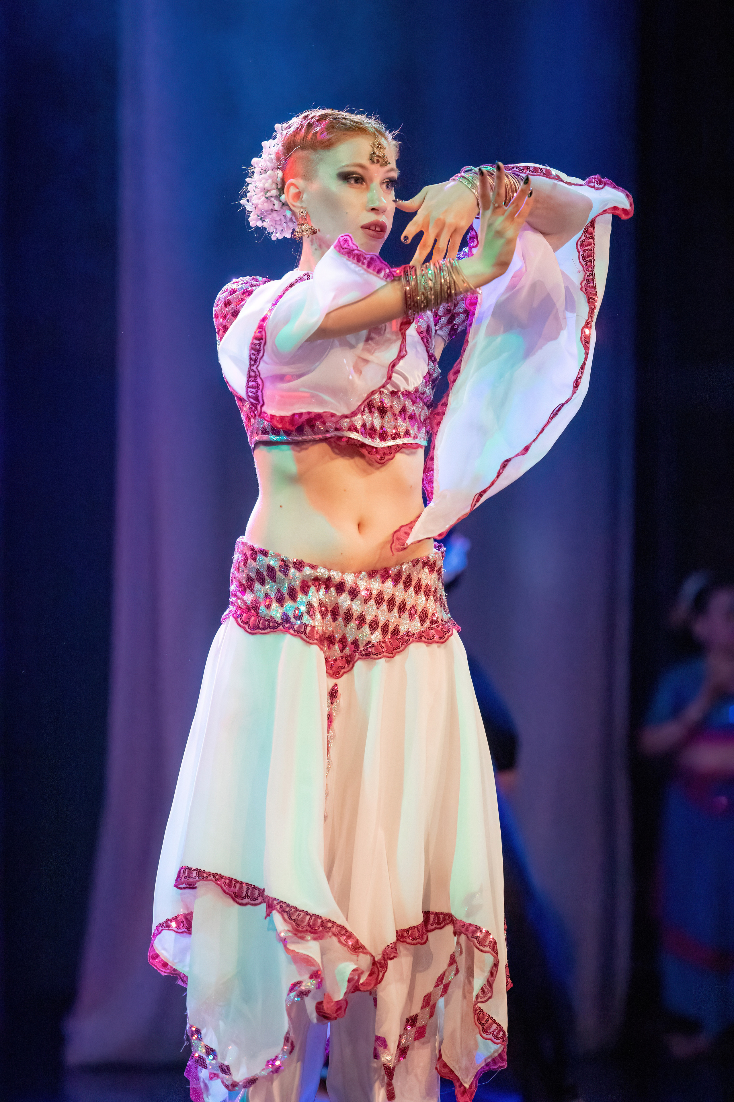 Отчетный концерт студии индийского танца Natel, май 2023. Марк Шишкин — репортажный фотограф в Воронеже и России