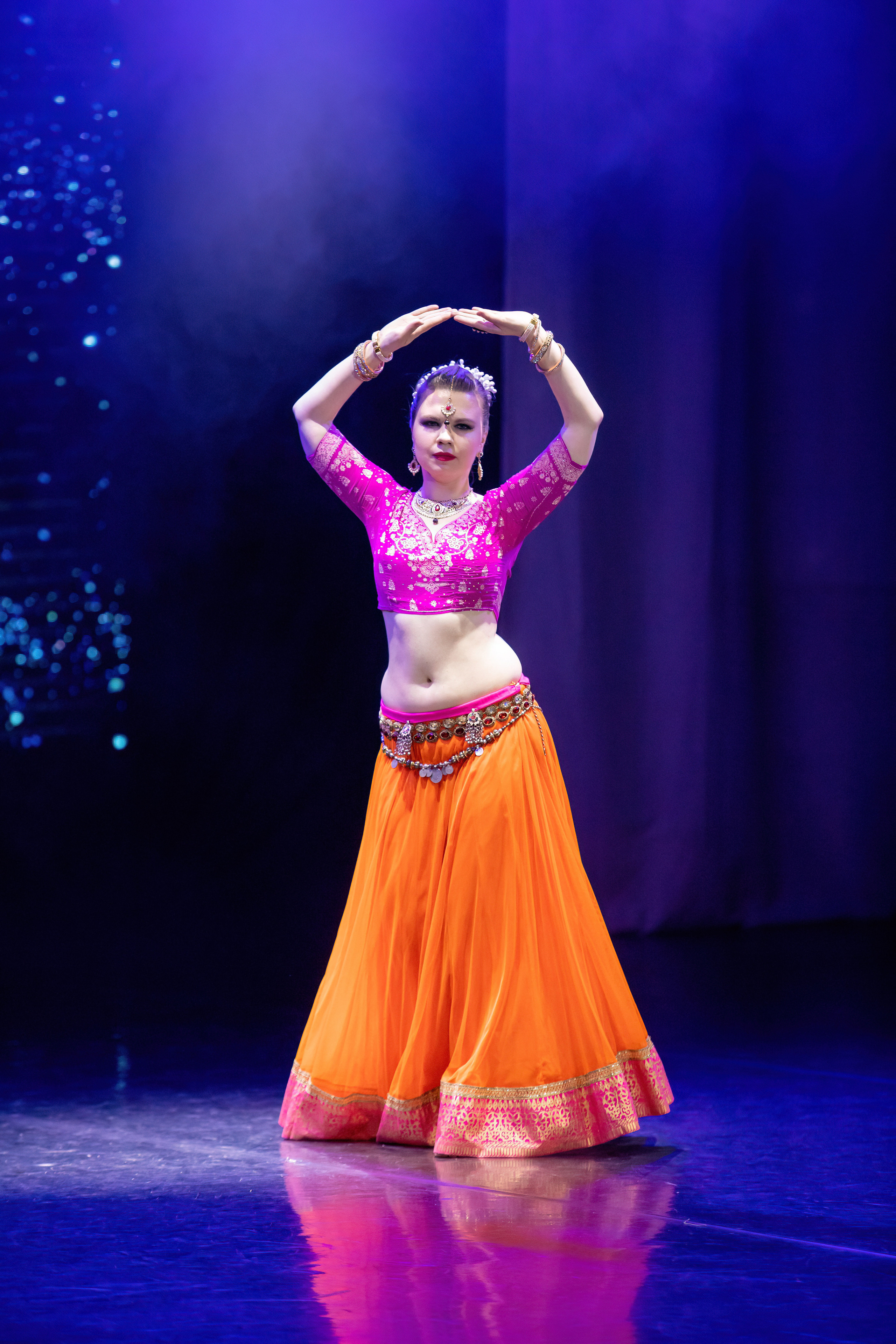 Отчетный концерт студии индийского танца Natel, май 2023. Марк Шишкин — репортажный фотограф в Воронеже и России