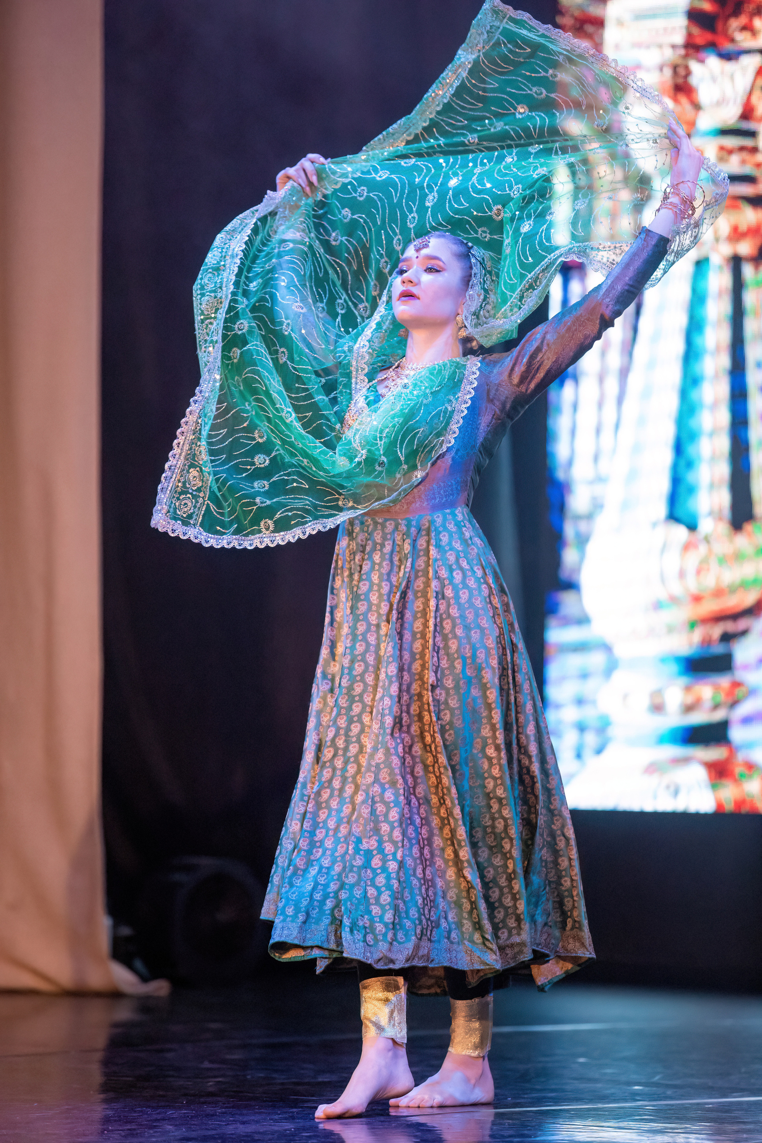 Отчетный концерт студии индийского танца Natel, май 2023. Марк Шишкин — репортажный фотограф в Воронеже и России