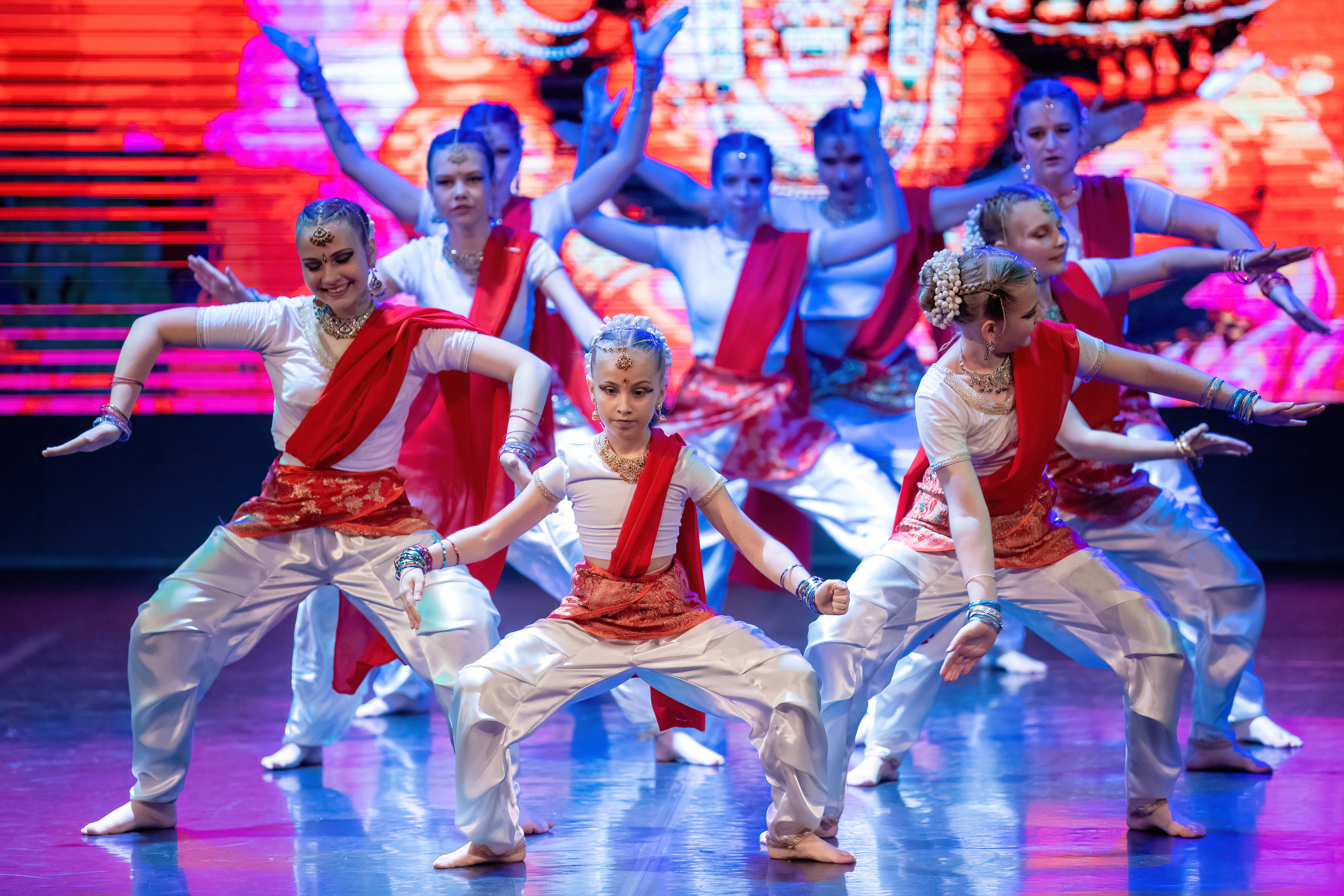 Отчетный концерт студии индийского танца Natel, май 2023. Марк Шишкин — репортажный фотограф в Воронеже и России