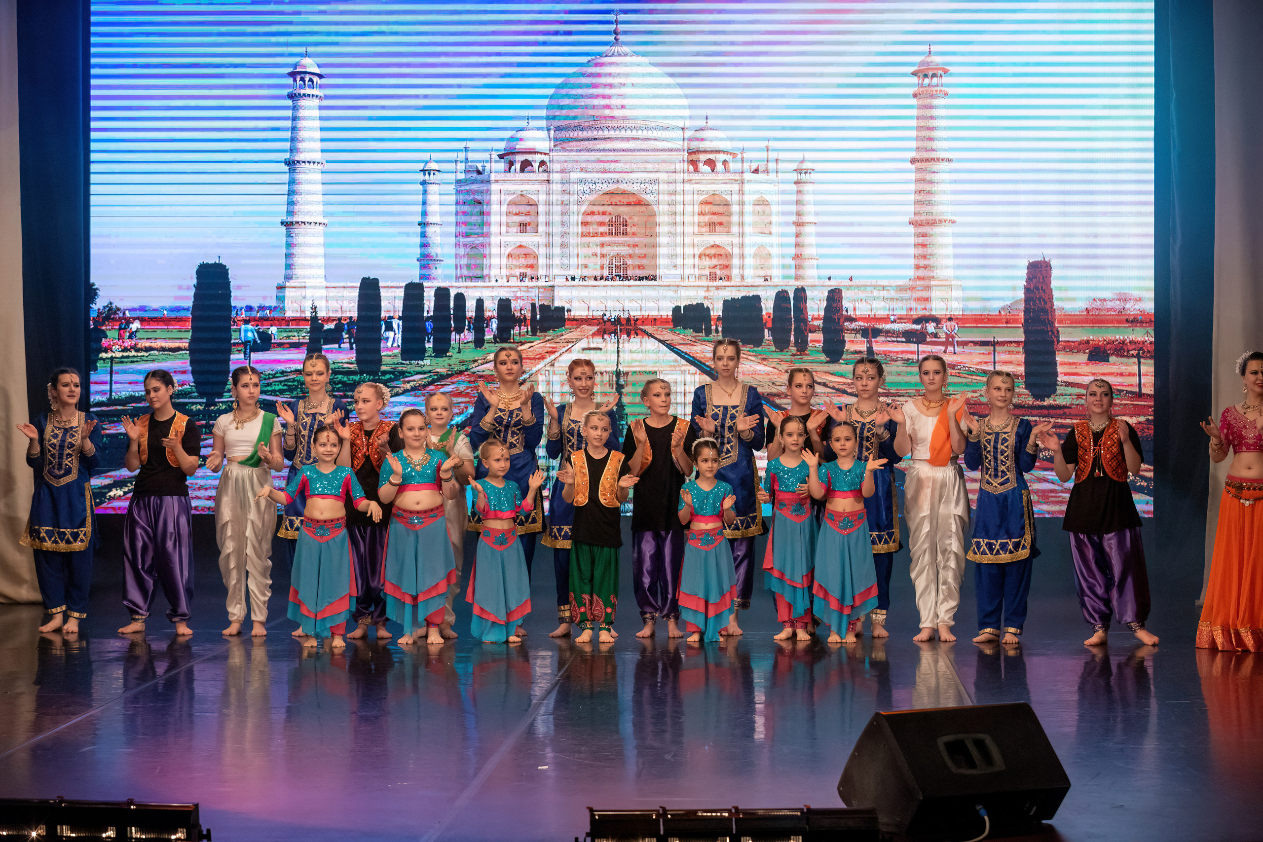 Отчетный концерт студии индийского танца Natel, май 2023. Марк Шишкин — репортажный фотограф в Воронеже и России