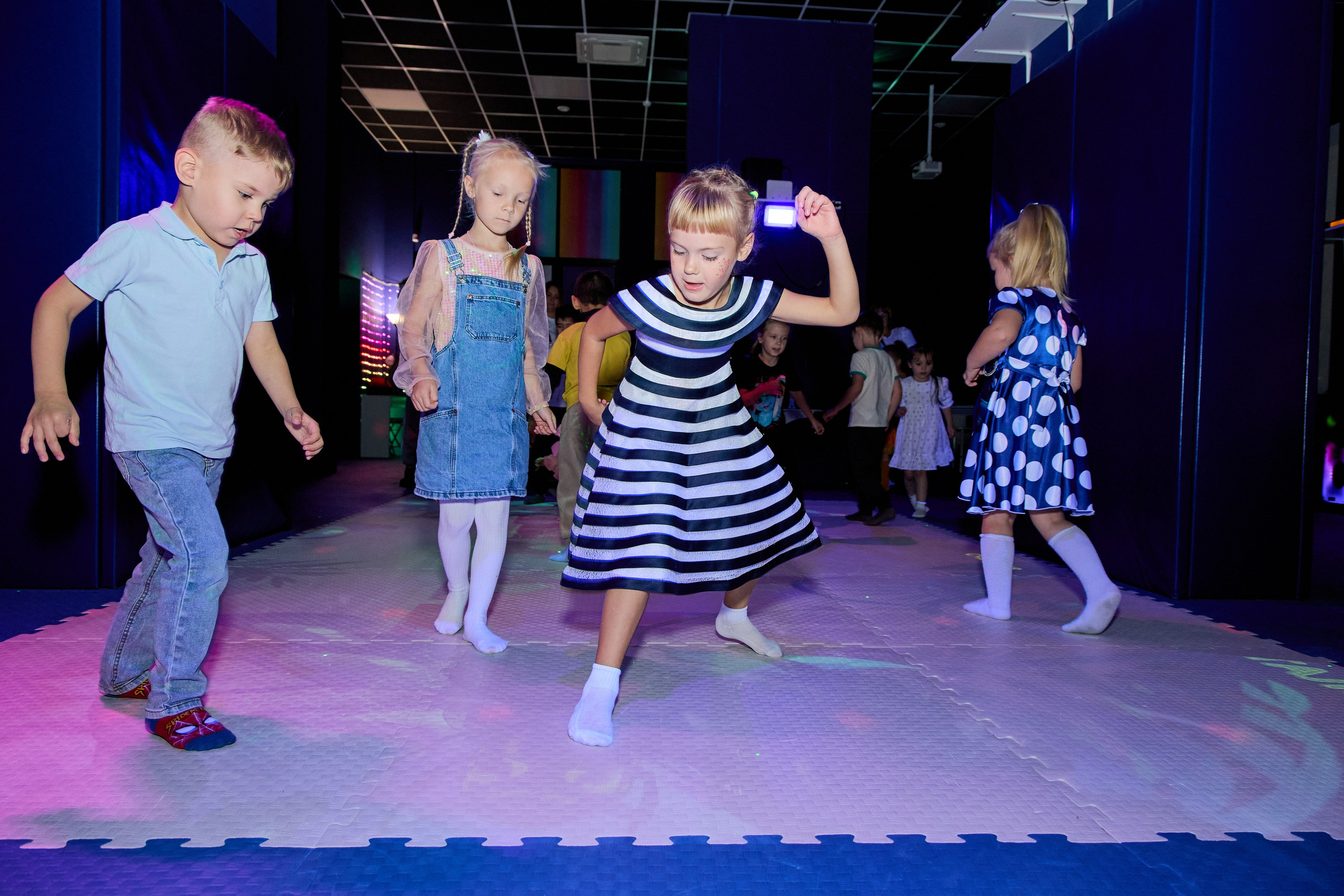 Детская репортажная съёмка | Праздники, утренники, занятия