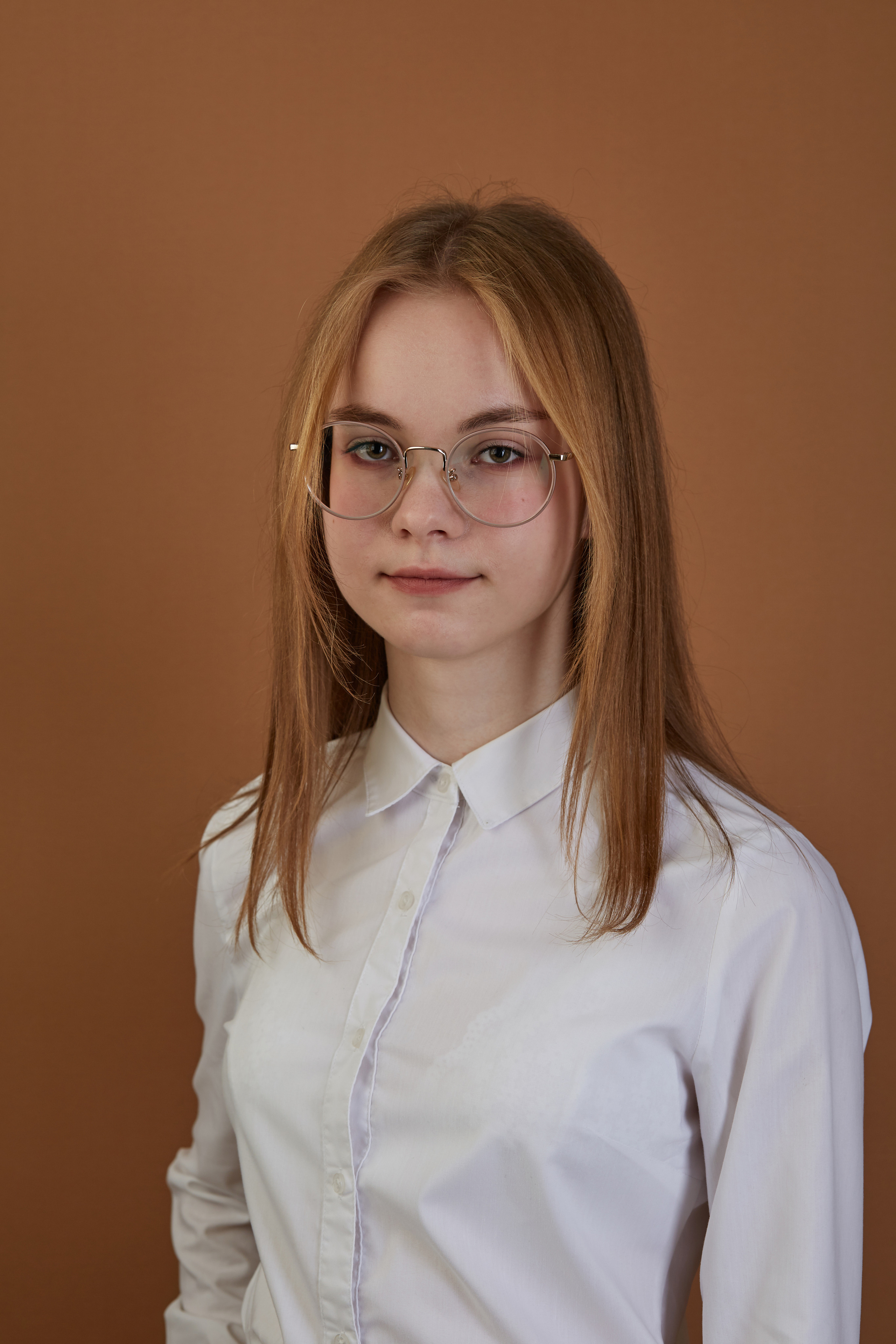 Выпускной альбом для 11 класса. Предметный и рекламный фотограф в Ростове-на-Дону Кристина Орлова