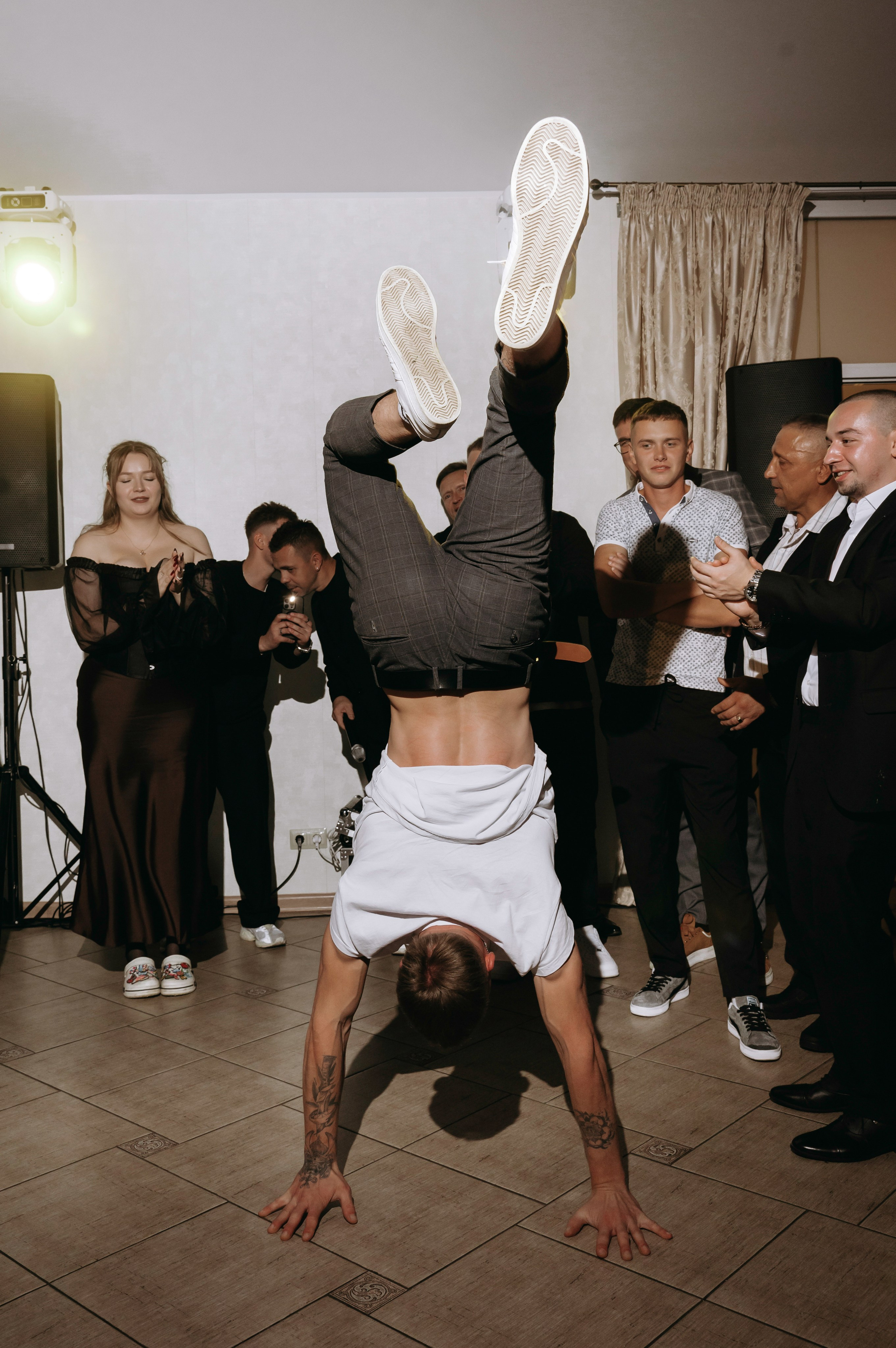 Живи, пока живется, пока бушует кровь. Свадебный фотограф в Минске Вадим Бурчик