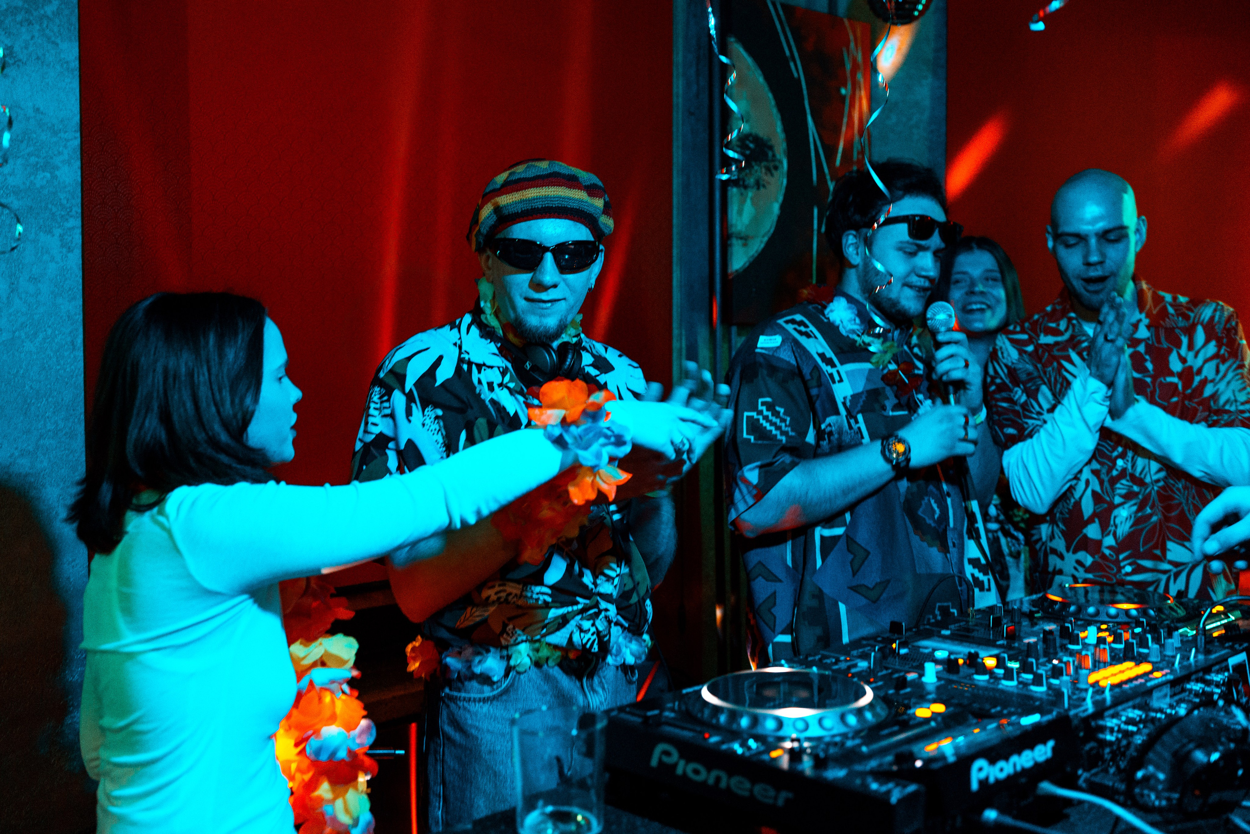 SBROD 009: ЧАЙ С ТОРТИКОМ. SBROD