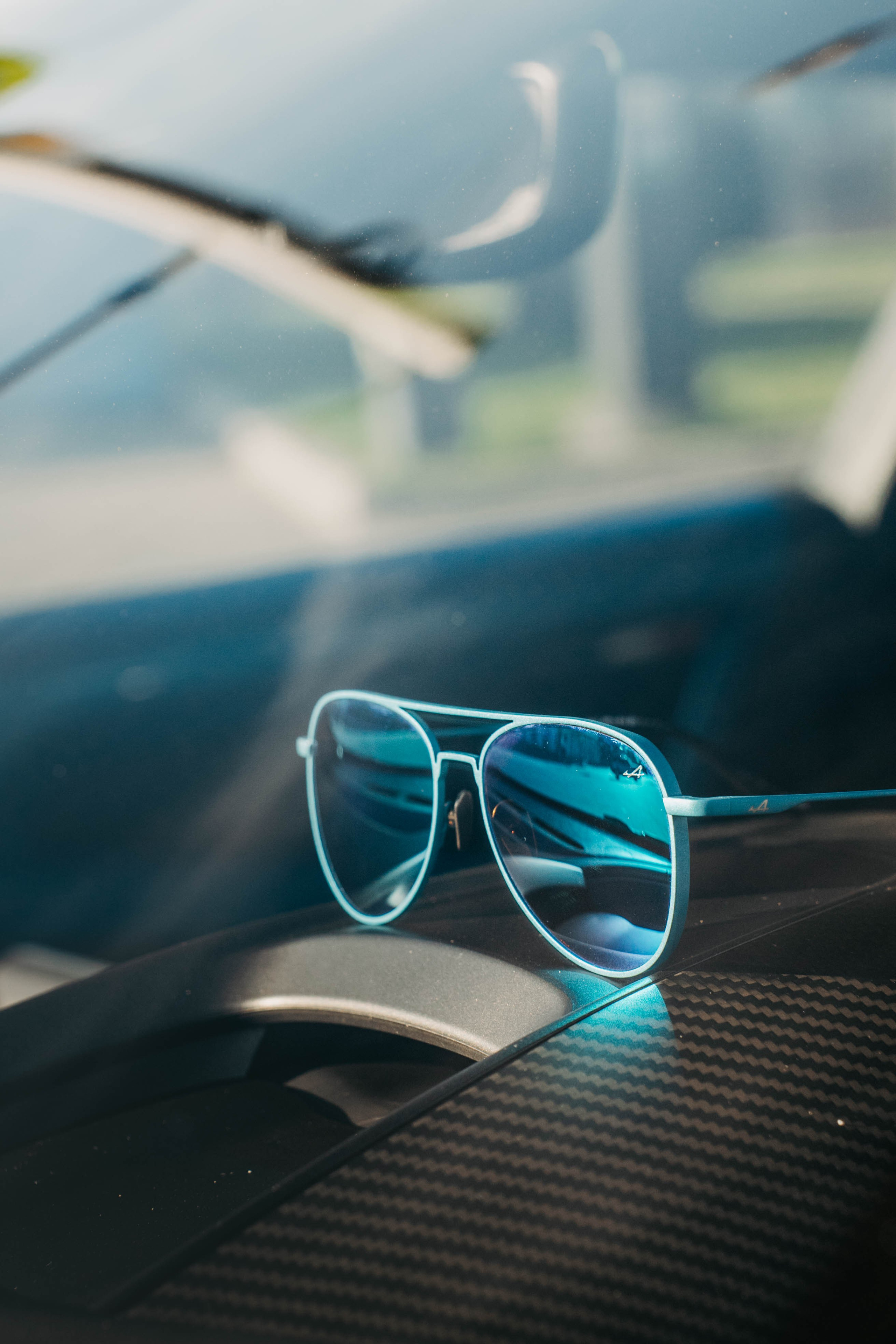 Alpine a110 24'. Фотограф, видеограф и пилот дрона на Байкале