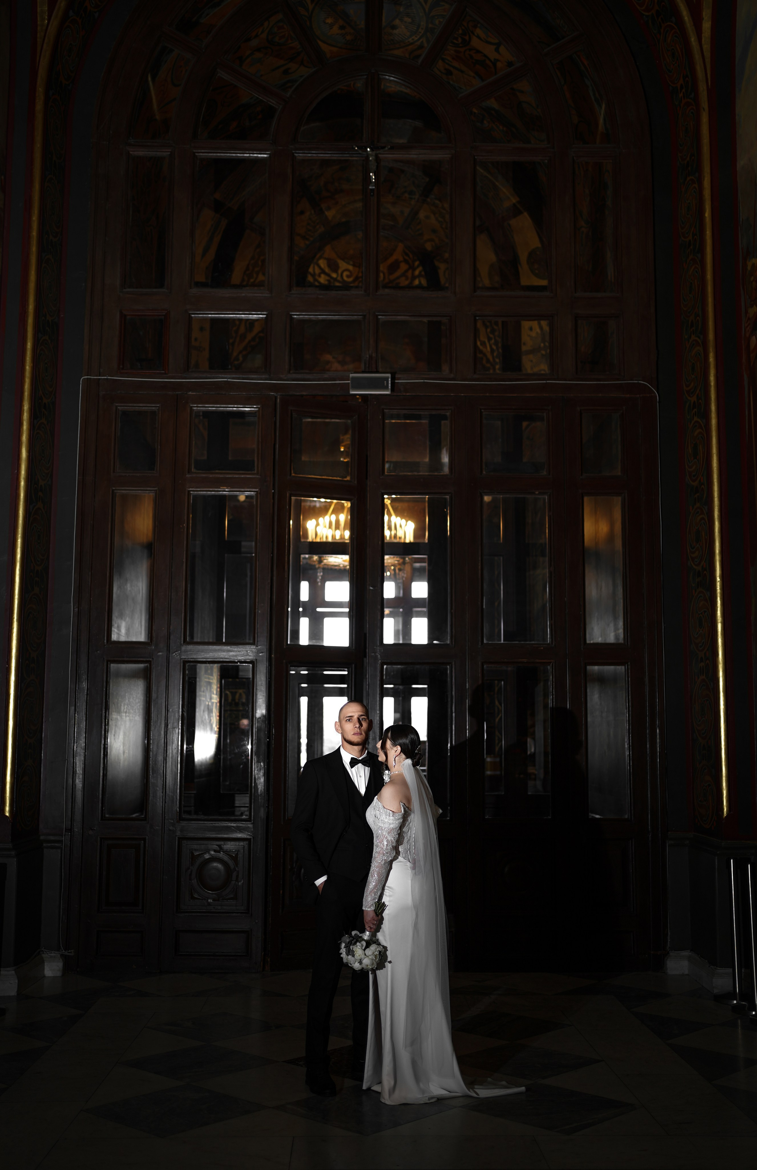 Эдуард и Анастасия на свадебной фотосессии в Новочеркасске. Свадебный фотограф в Ростове-на-Дону. Таинство Крещения и Венчания, семейные фотосессии. Алёна Чёботова