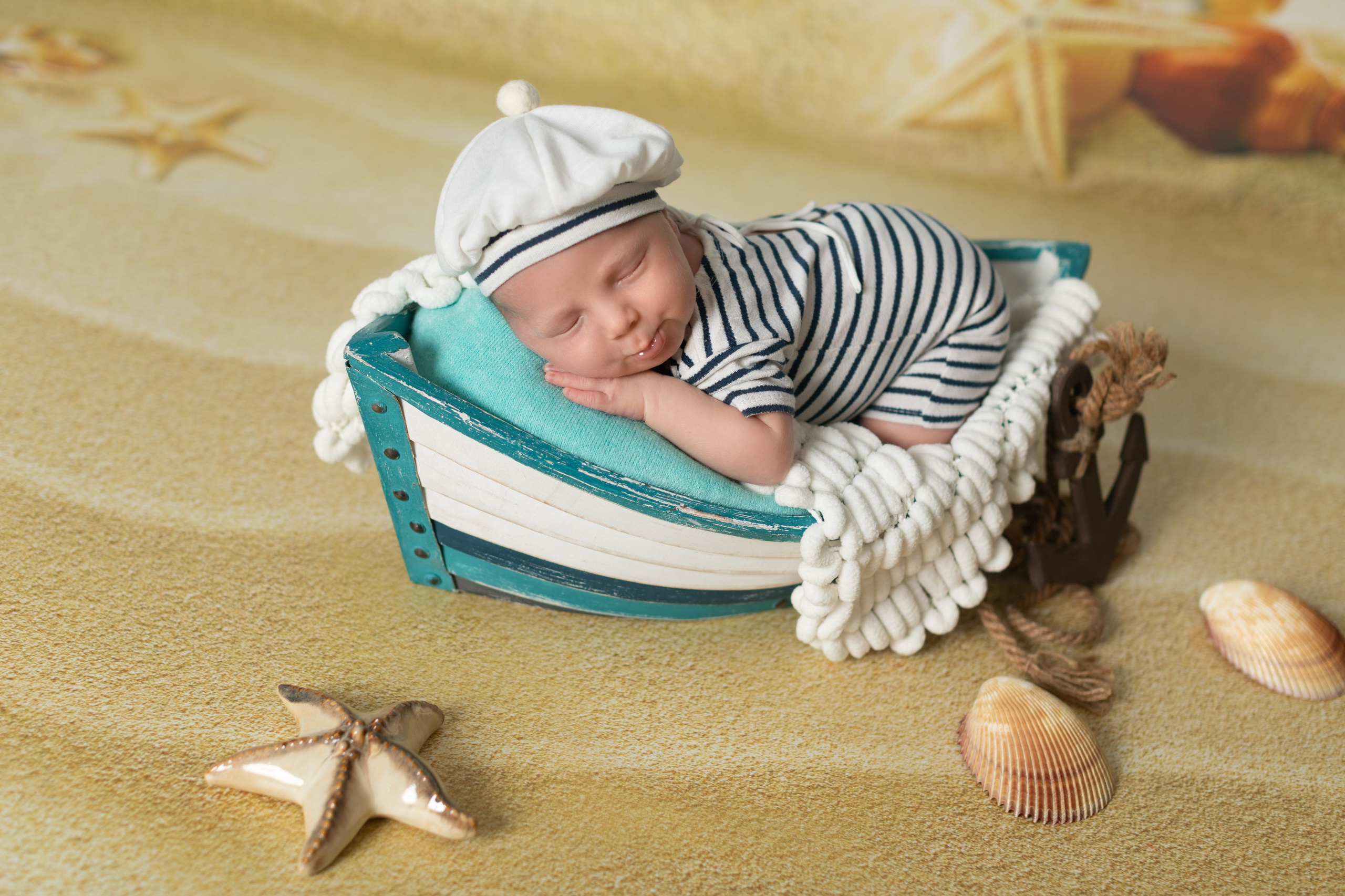 PH @bestmoments_newborn. Retoucher Aleksmokh