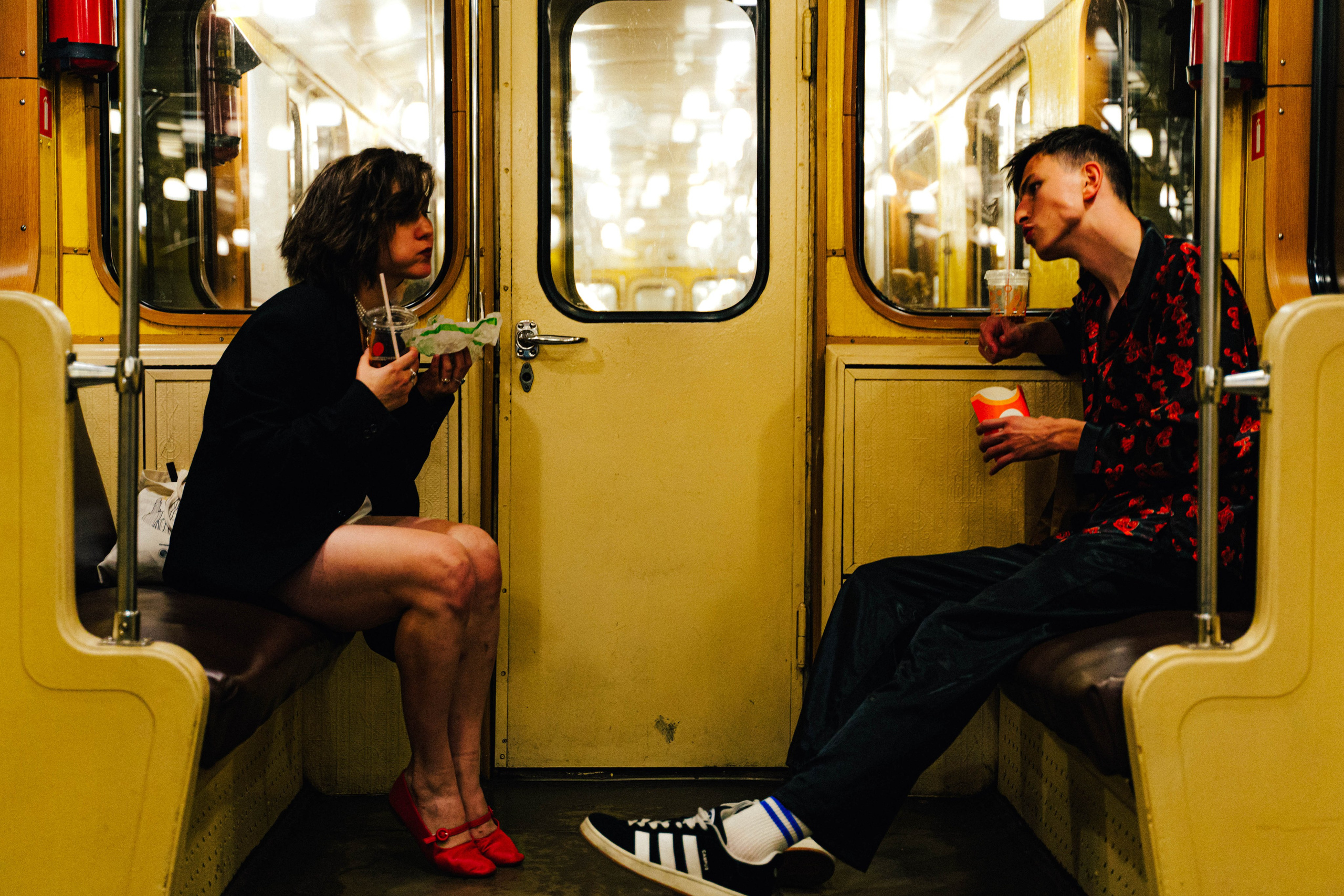 Ночь в метро. Портретный фотограф в Москве Эмиль Халиков