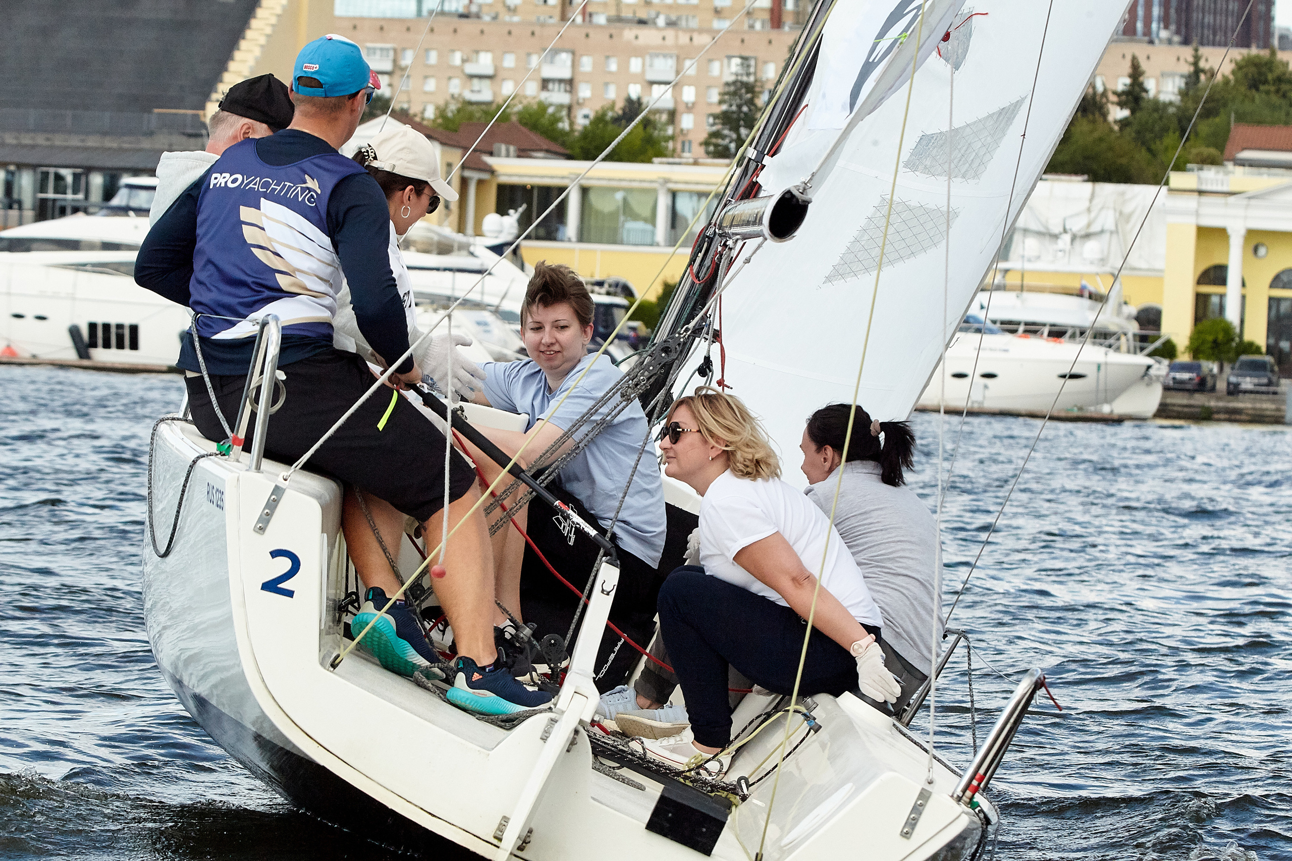 Регата компании «Фармацевтикал Косметик Рус». Фотохроника для следующих поколений