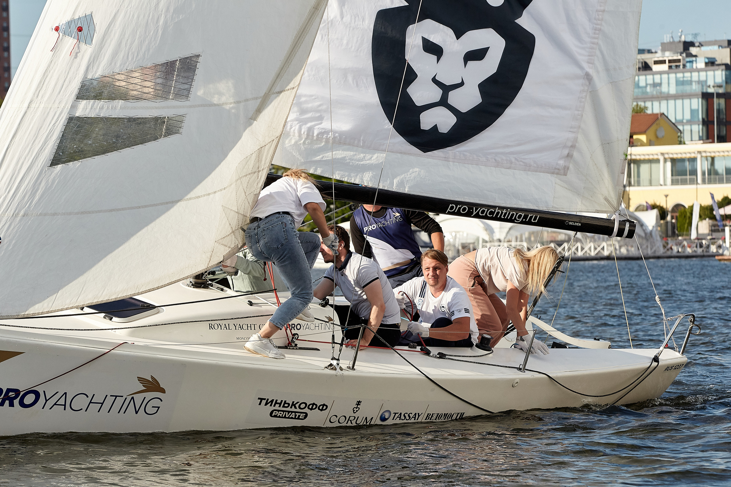 Регата компании «Фармацевтикал Косметик Рус». Фотохроника для следующих поколений