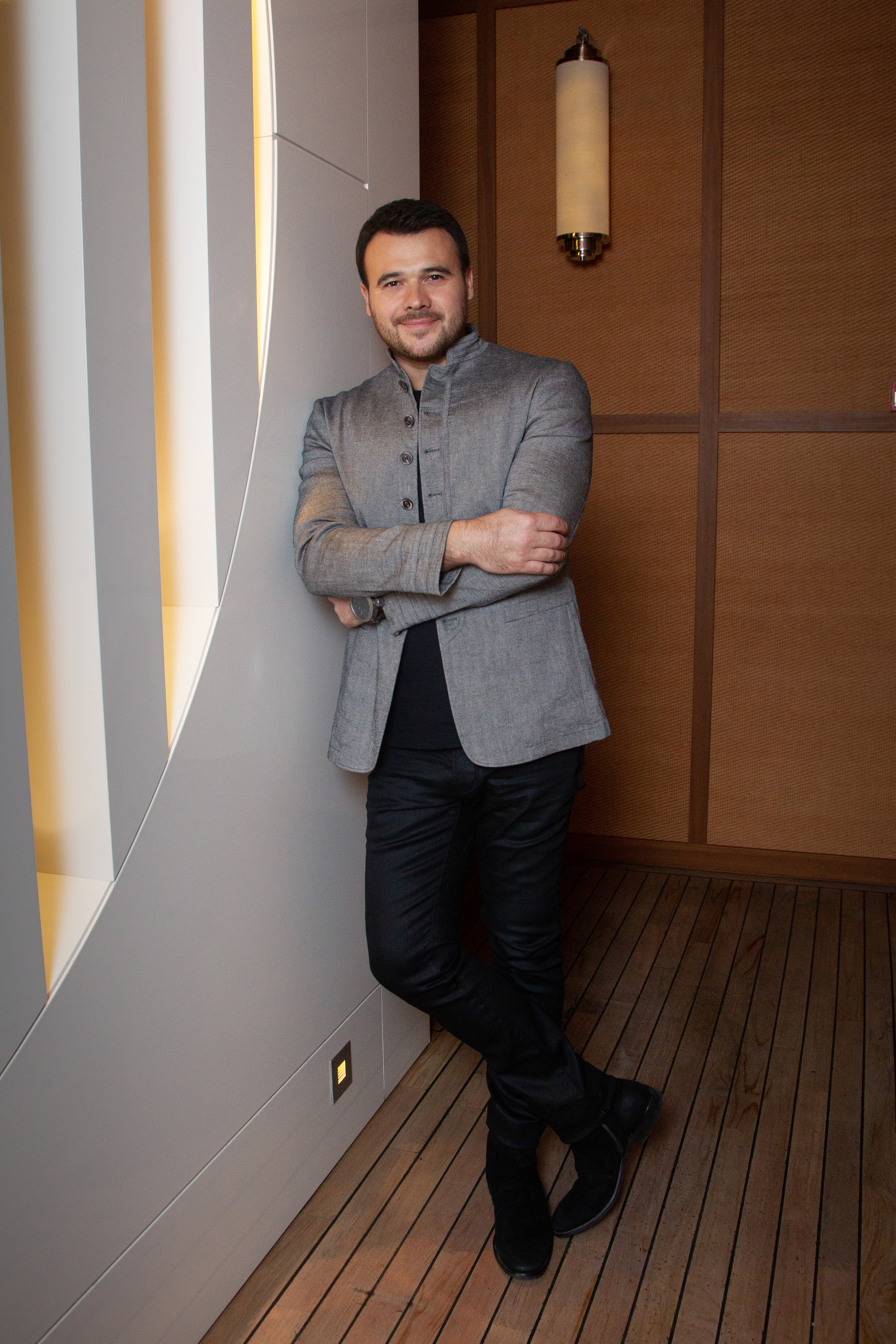 Древняя съёмка Эмина Агаларова для The Daily Mail. Фотохроника для следующих поколений