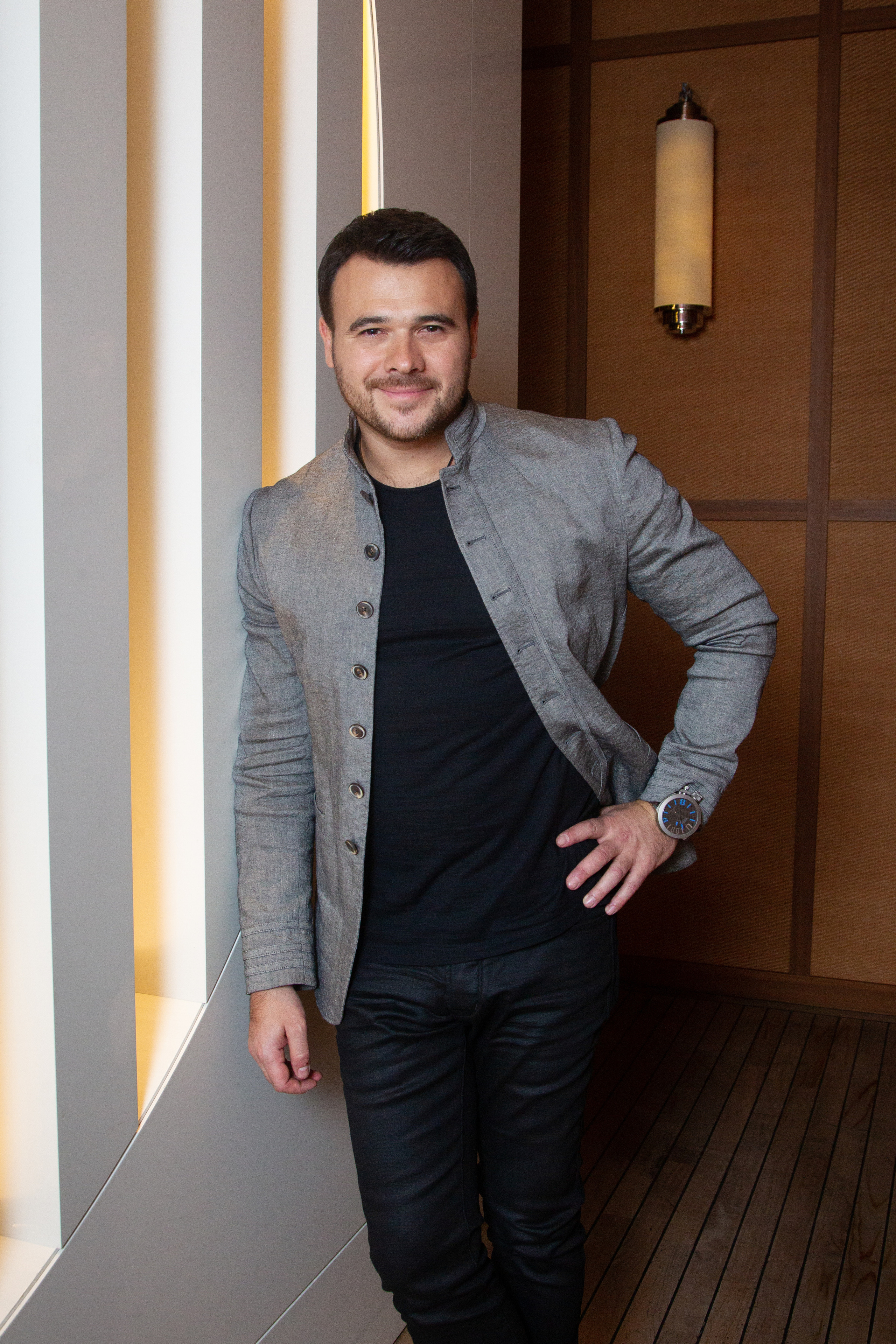 Древняя съёмка Эмина Агаларова для The Daily Mail. Фотохроника для следующих поколений