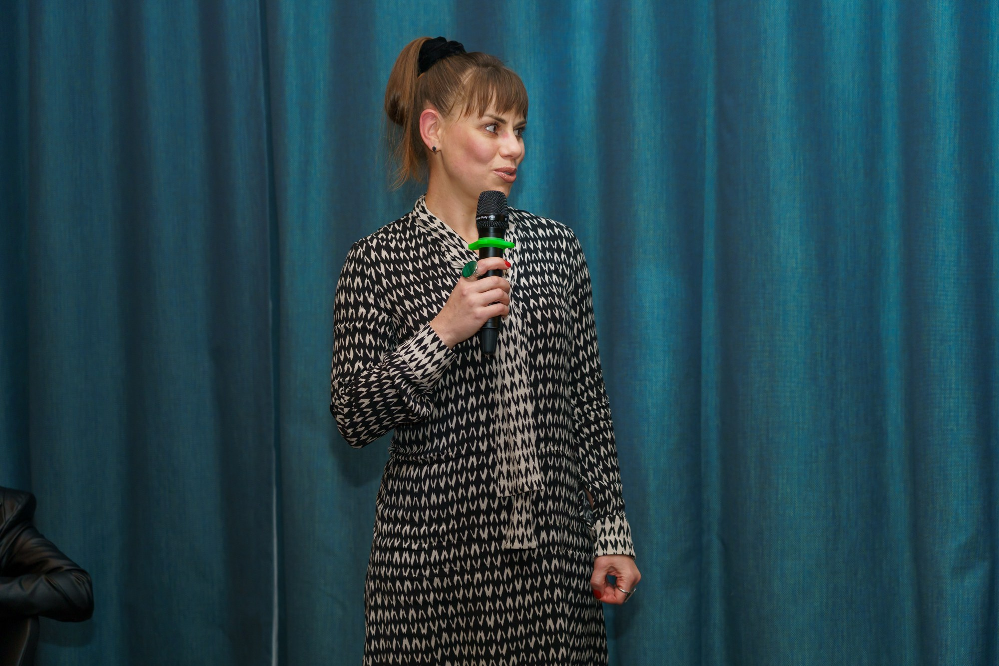 Выступление спикера. Photomantis