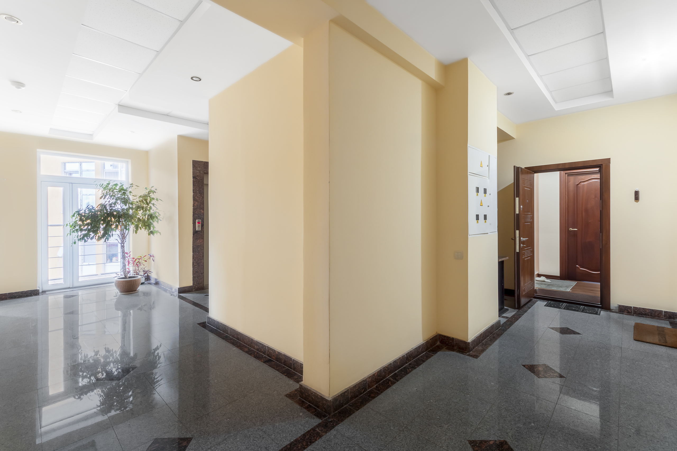 Квартира на продажу. Фотограф в Крыму Романенко Даниил