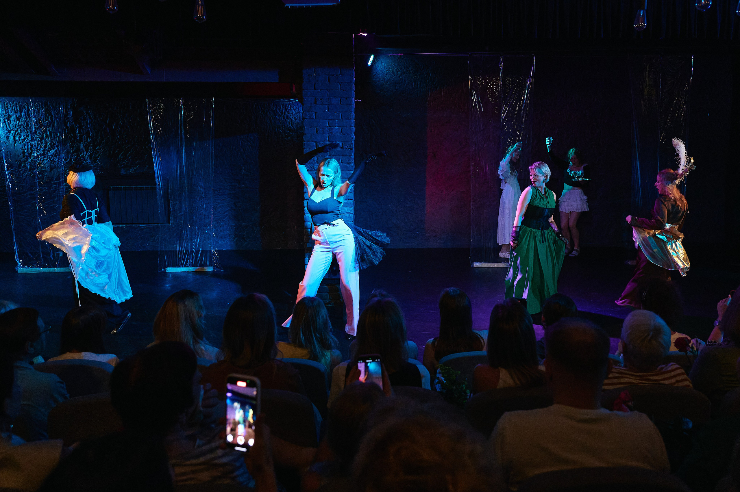 Достоевский и его женщины. Борнеман. Фотограф Опыт Качество Скорость Горный Алтай Барнаул