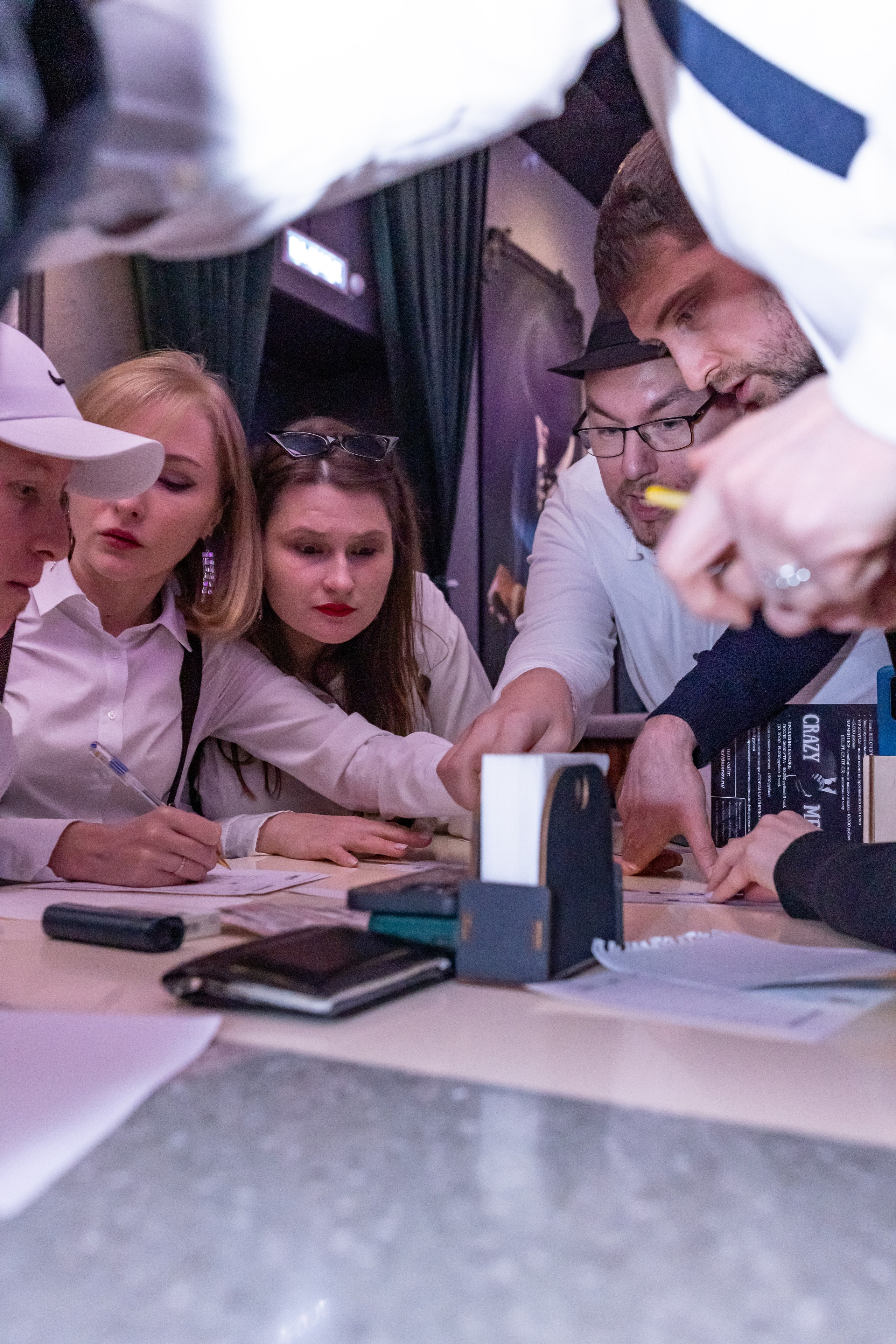 I`mom`s шоу-квиз «Детективы». Сказочный фотограф для Вас и Вашей семьи