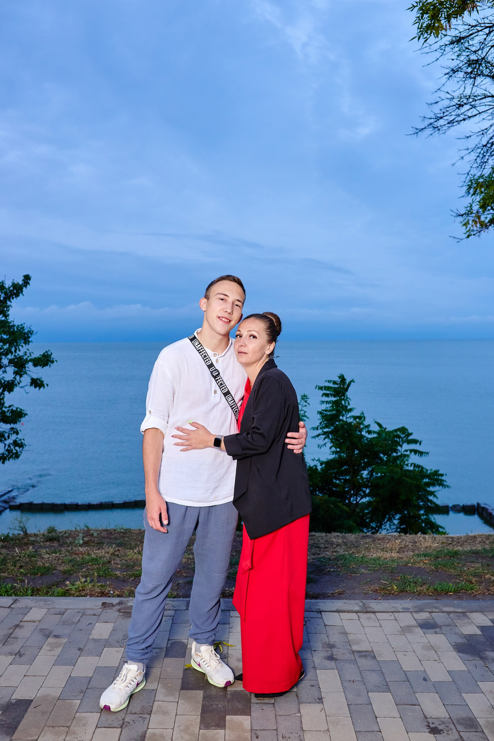 Выпускной 35 Сош. Фотограф Выпускные альбомы Таганрог Сергей Коробченко