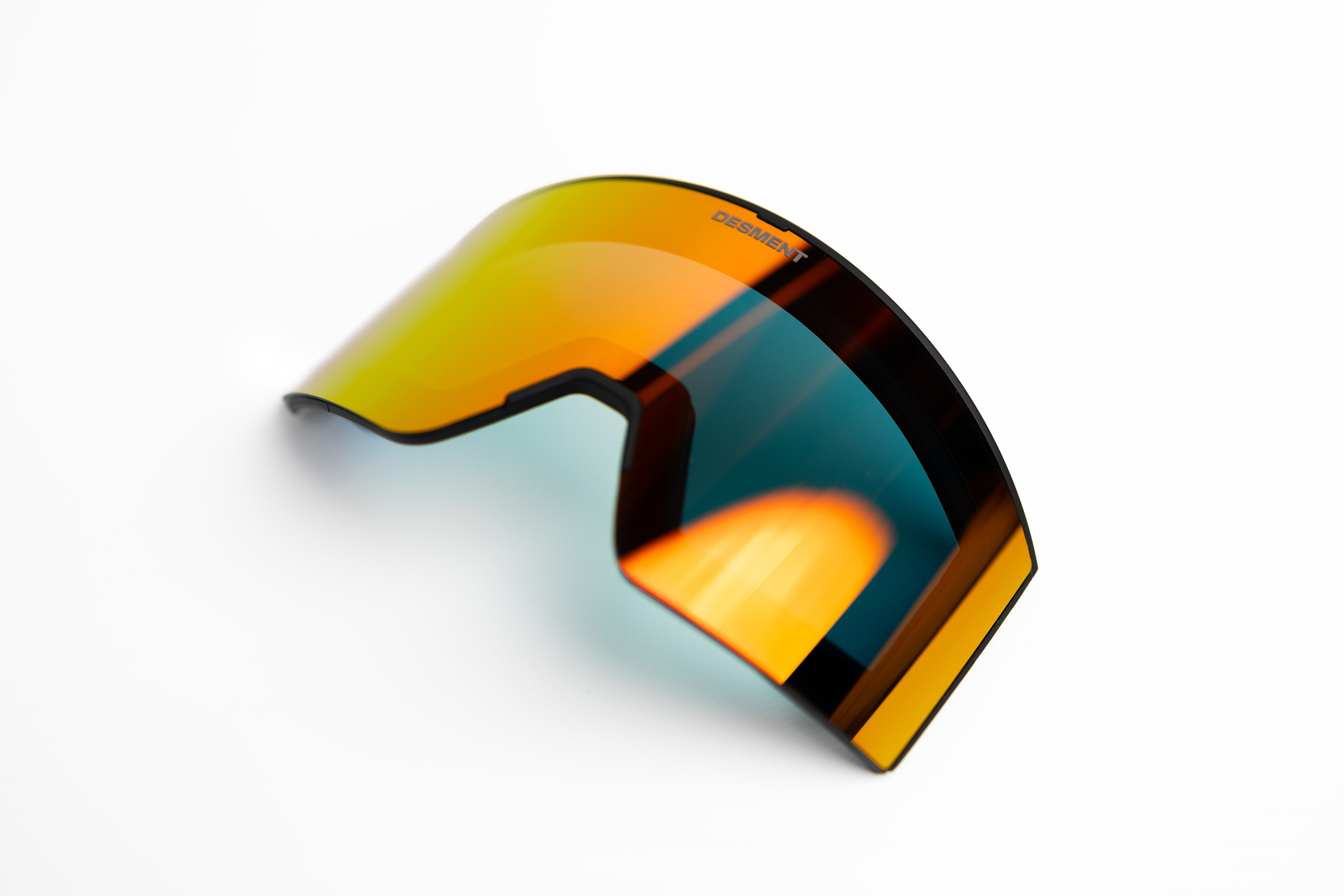 Стекла для горнолыжной маски. Фотостудия T-CUBE