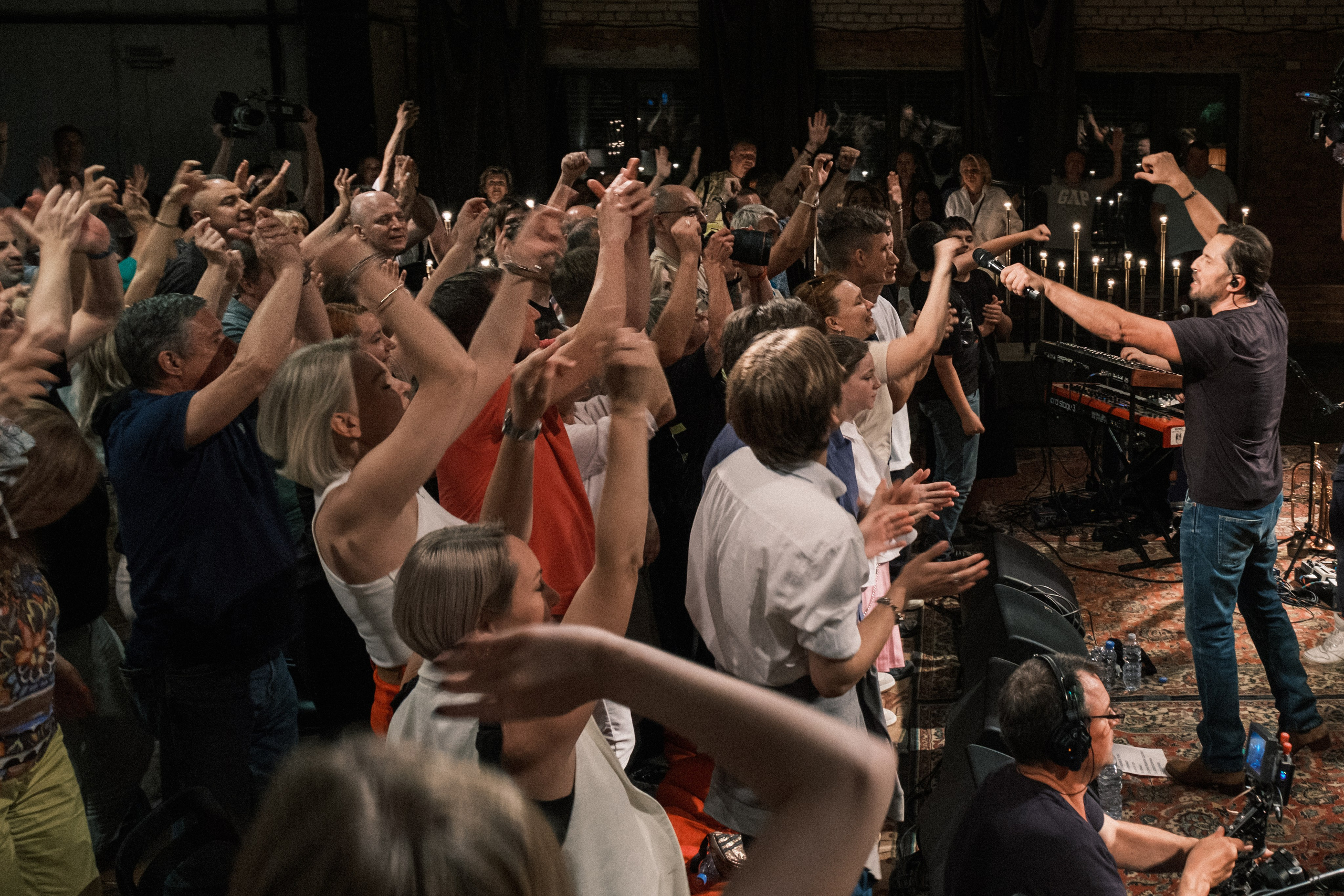Квартирник у Маргулиса. Александр Ревва (Артур Пирожков). Профессиональный фотограф в Москве и МО Денис Кулешов