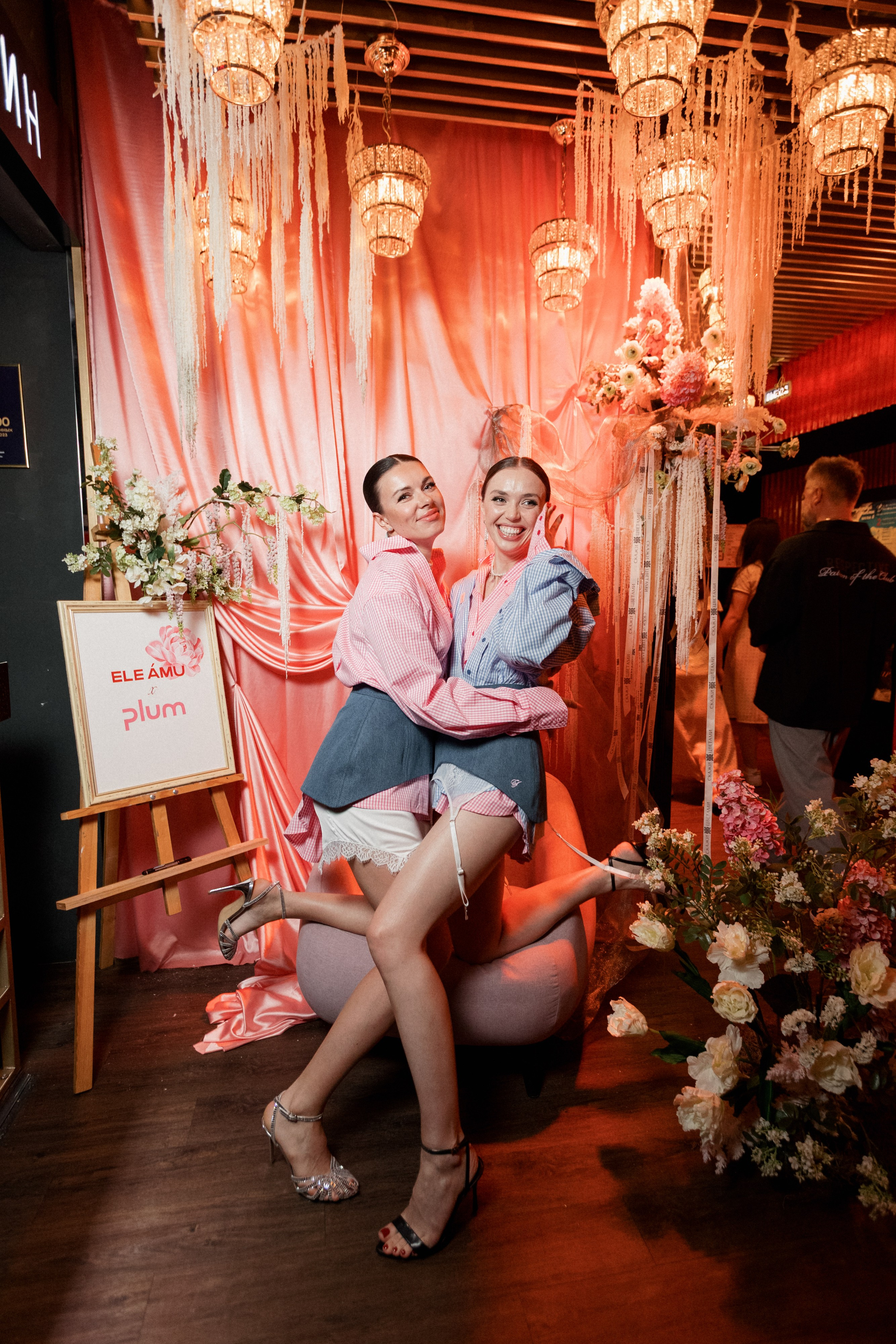 ELE AMU x PLUM — Показ новой коллекции брендов. СВОИ. ФОТООТЧЕТЫ-СОБЫТИЯ-МЕСТА
