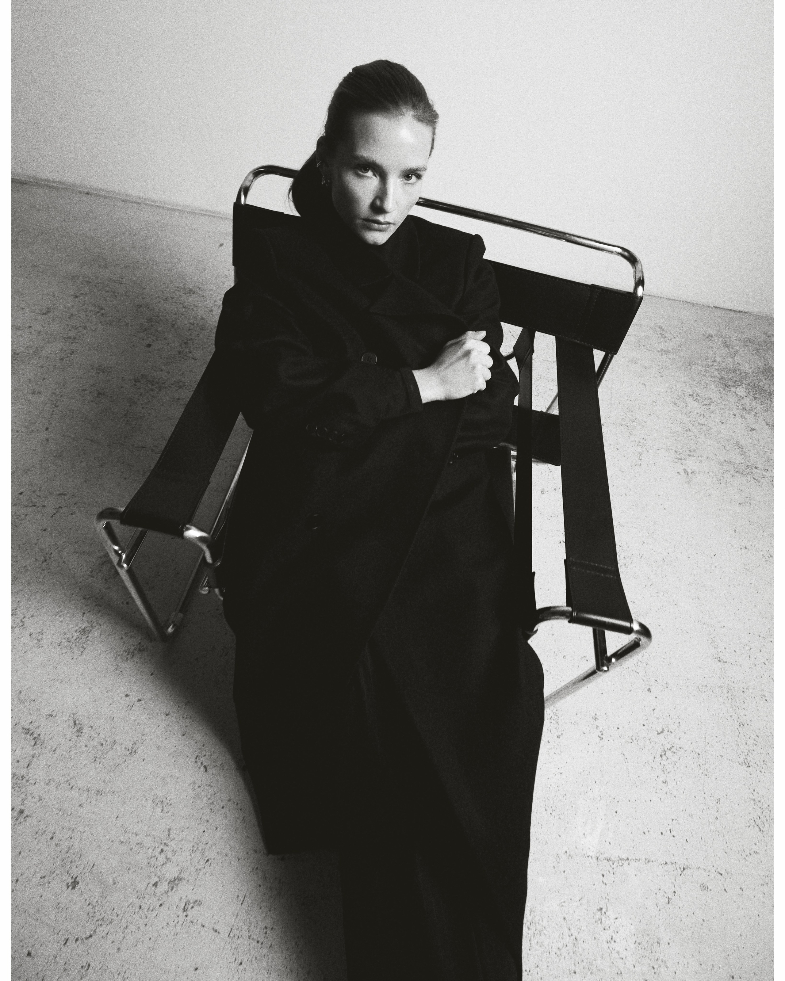 Melin clo. Fashion and advertising photographer